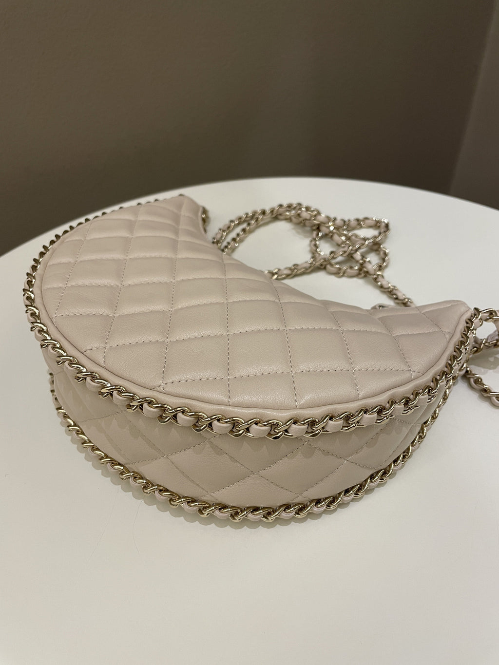 Chanel 23P Quilted Chain Around Hobo Bag Beige Lambskin