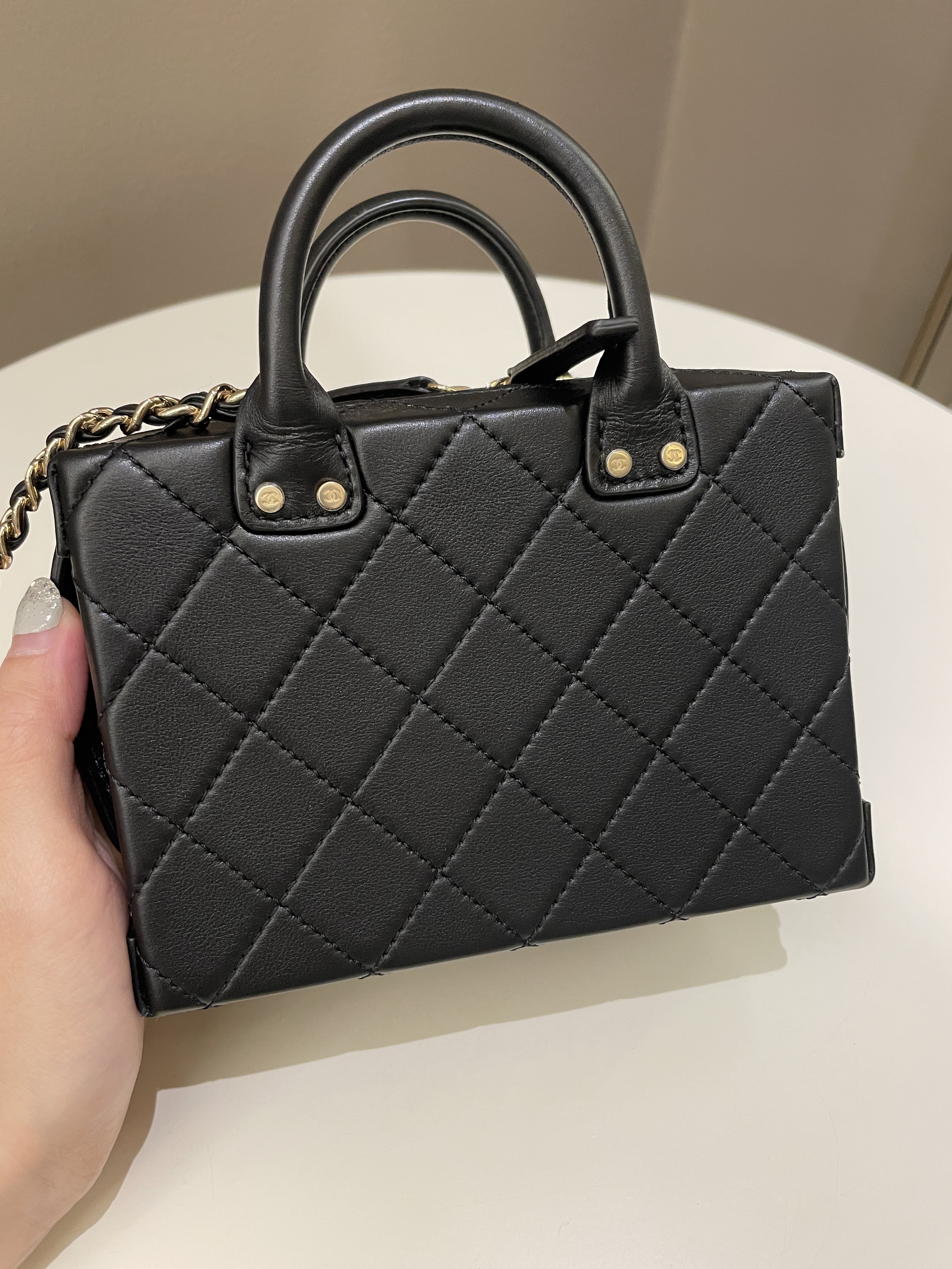 Chanel 22B Cc Handle New Vanity Case Black Calf