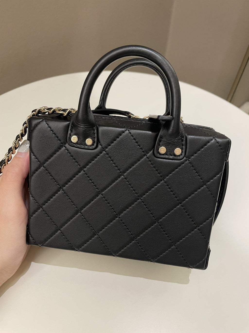 Chanel 22B Cc Handle New Vanity Case Black Calf