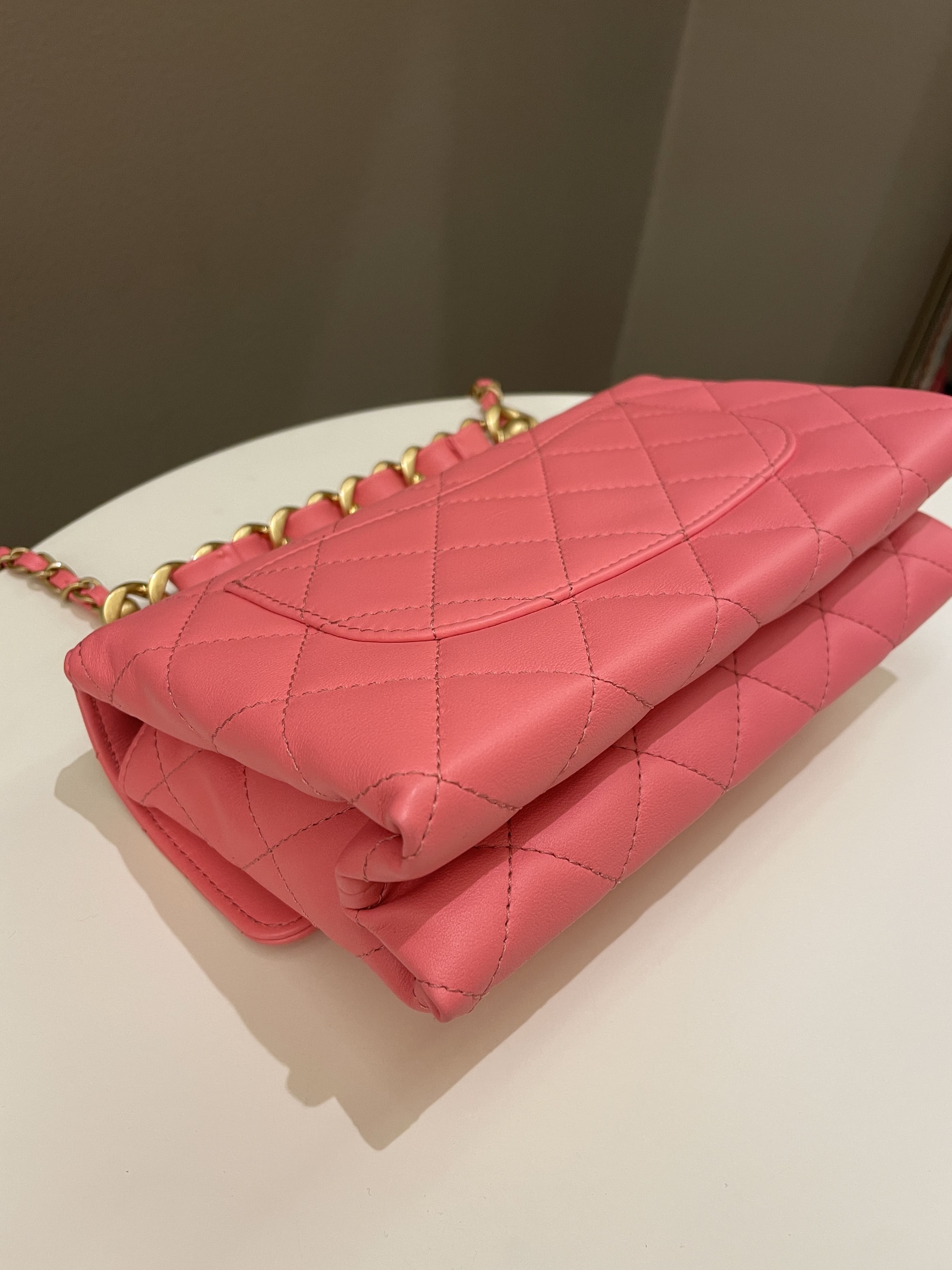 Chanel 22S Wrapped Top Handle Pink Lambskin