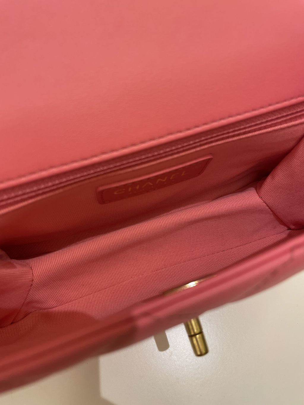 Chanel 22S Wrapped Top Handle Pink Lambskin