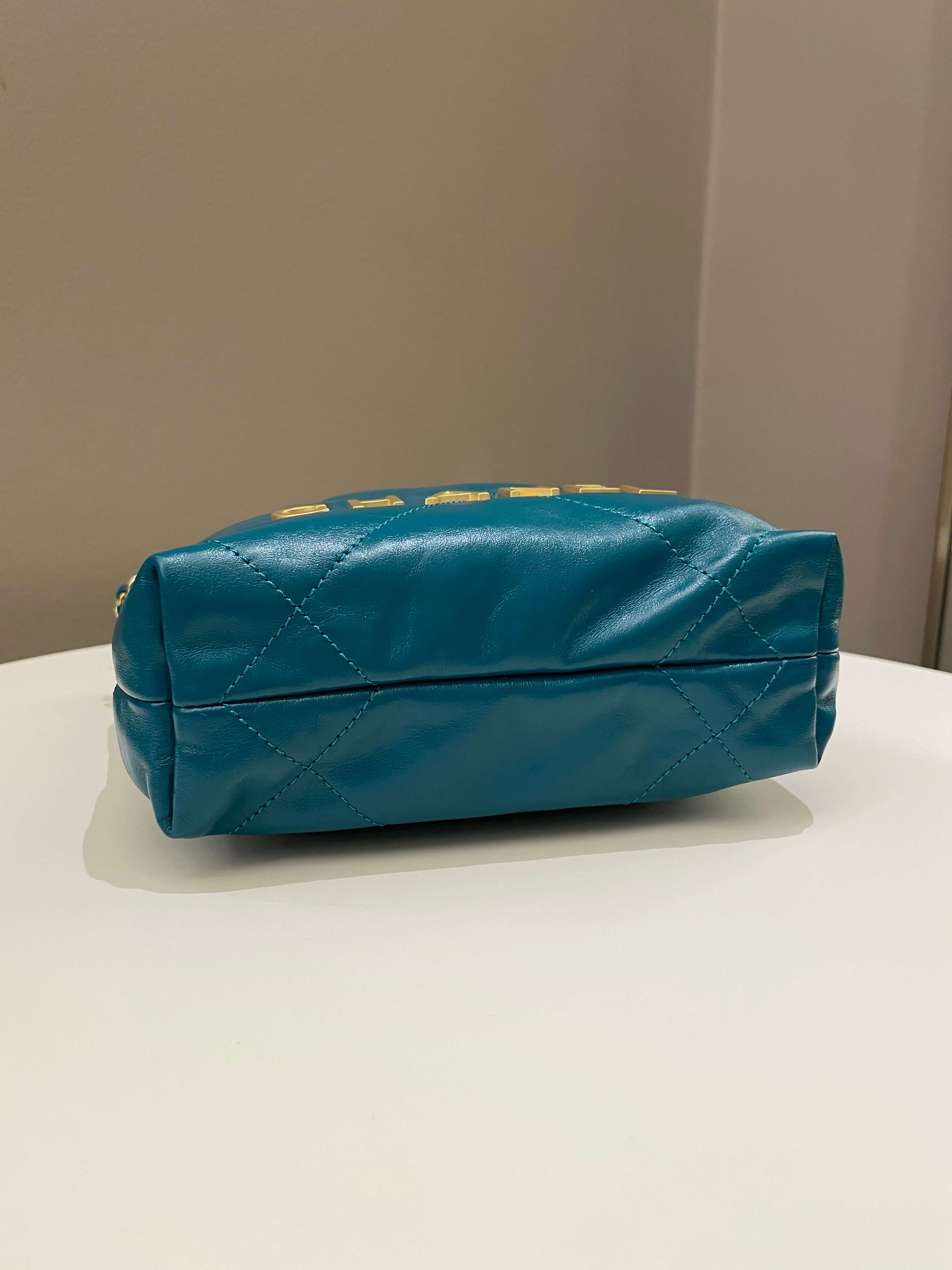 Chanel 22 Mini Emerald Green Calfskin