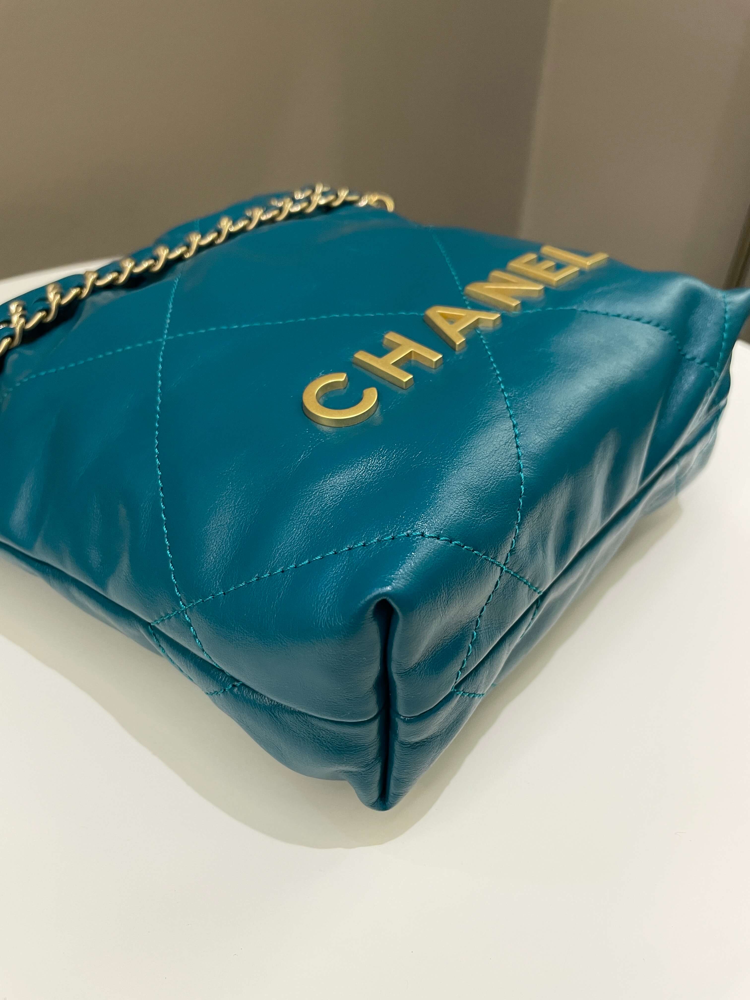 Chanel 22 Mini Emerald Green Calfskin