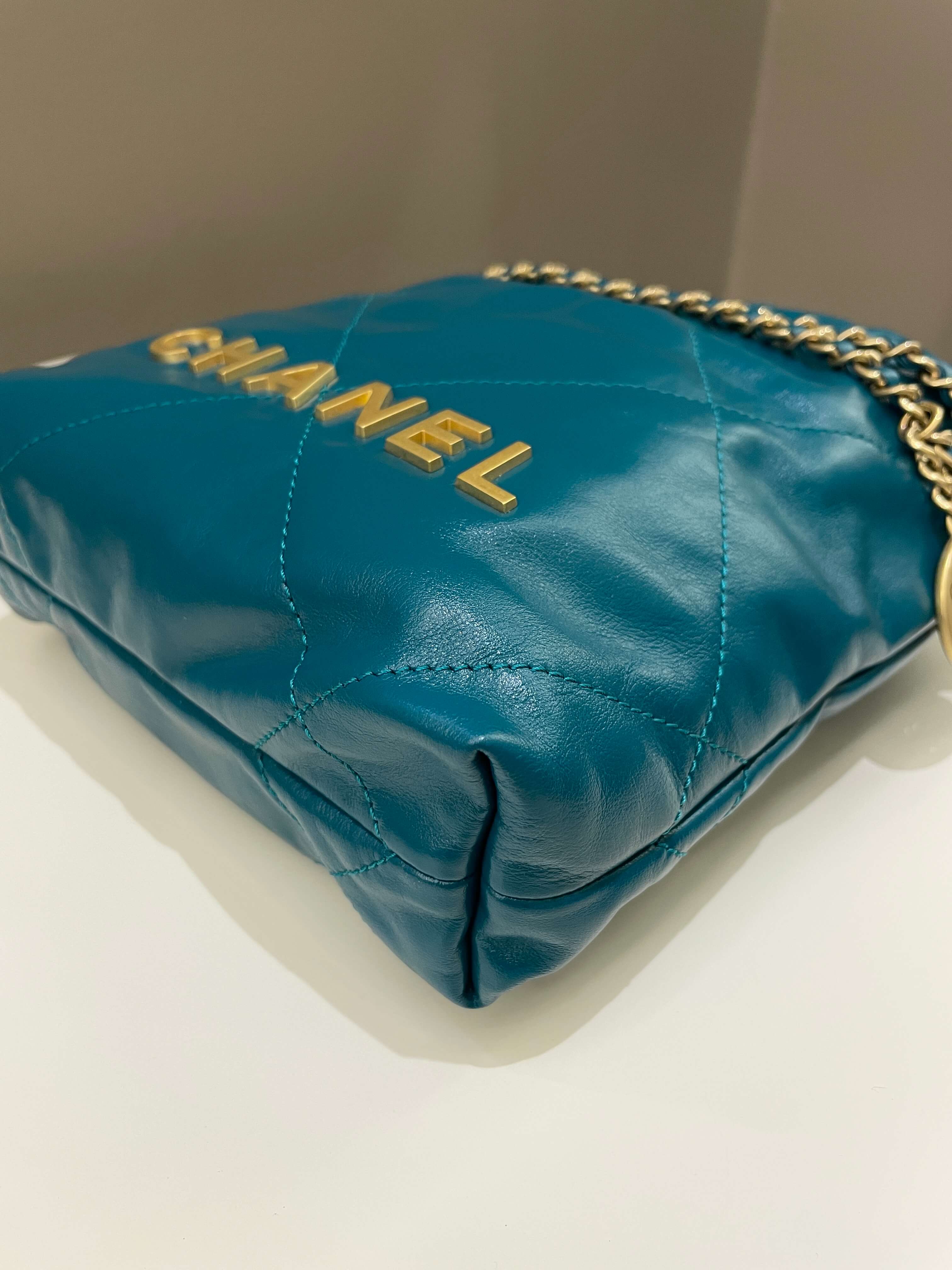 Chanel 22 Mini Emerald Green Calfskin