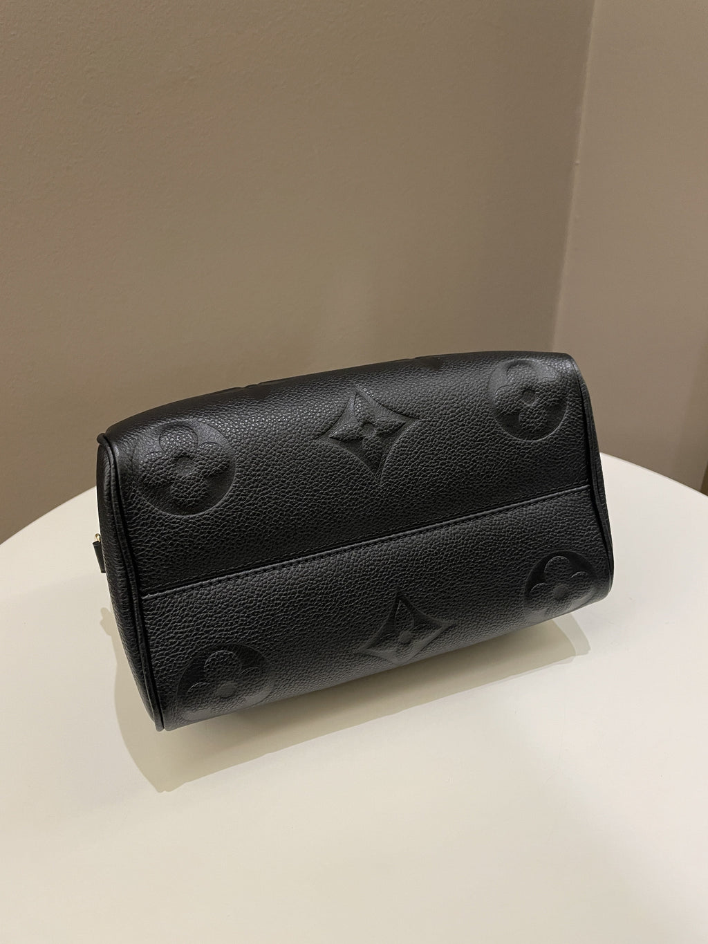 Louis Vuitton Speedy BandouliÃƒÆ’Ã‚Â¨re 20 Black Monogram Empreinte