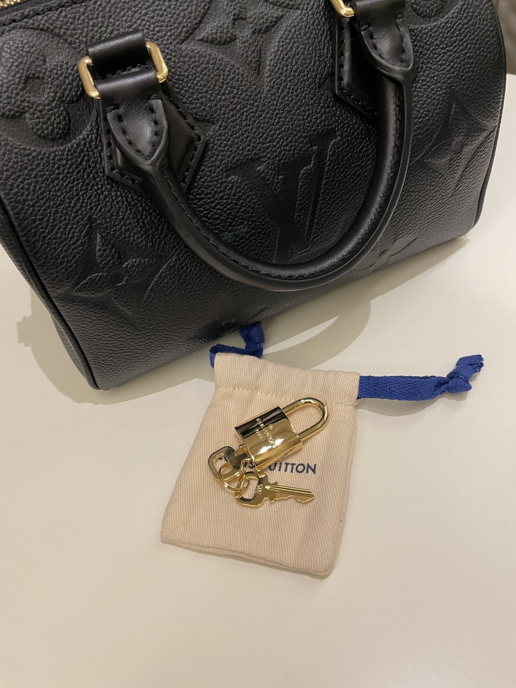 Louis Vuitton Speedy BandouliÃƒÆ’Ã‚Â¨re 20 Black Monogram Empreinte