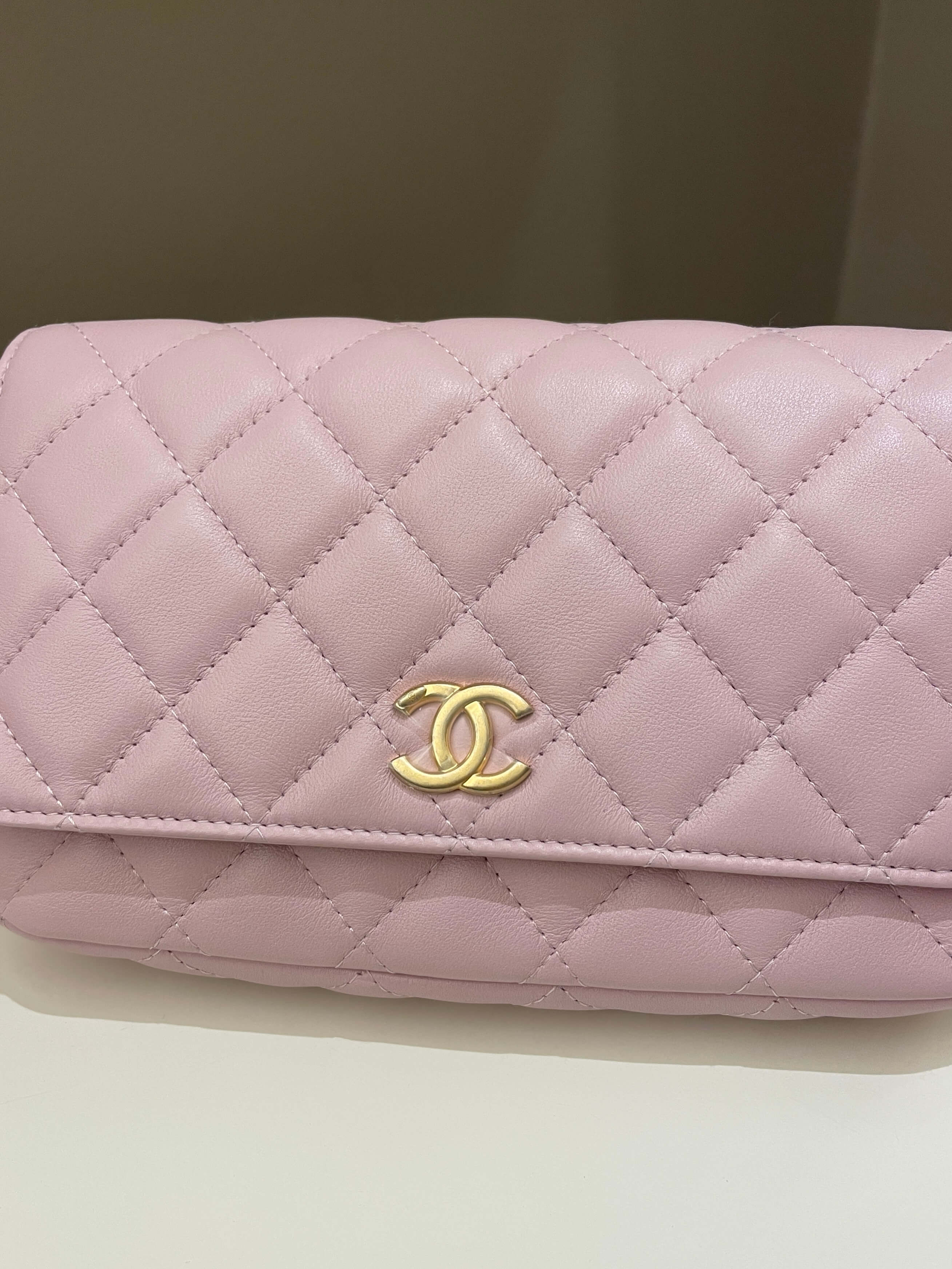 Chanel 21S Quilted Wallet On Chain With Pearl Baby Pink Lambskin