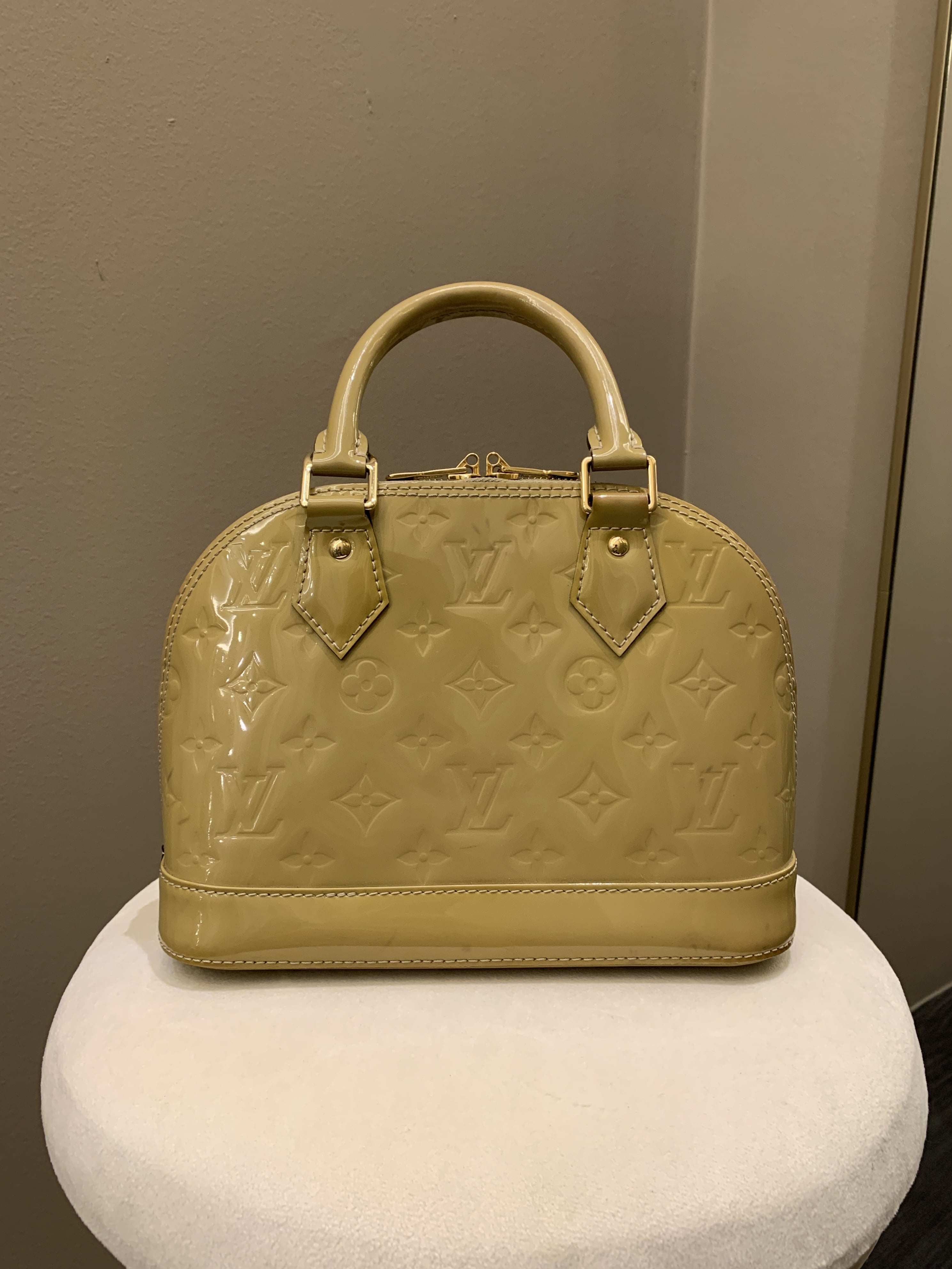 Louis Vuitton Alma BB Galet Patent