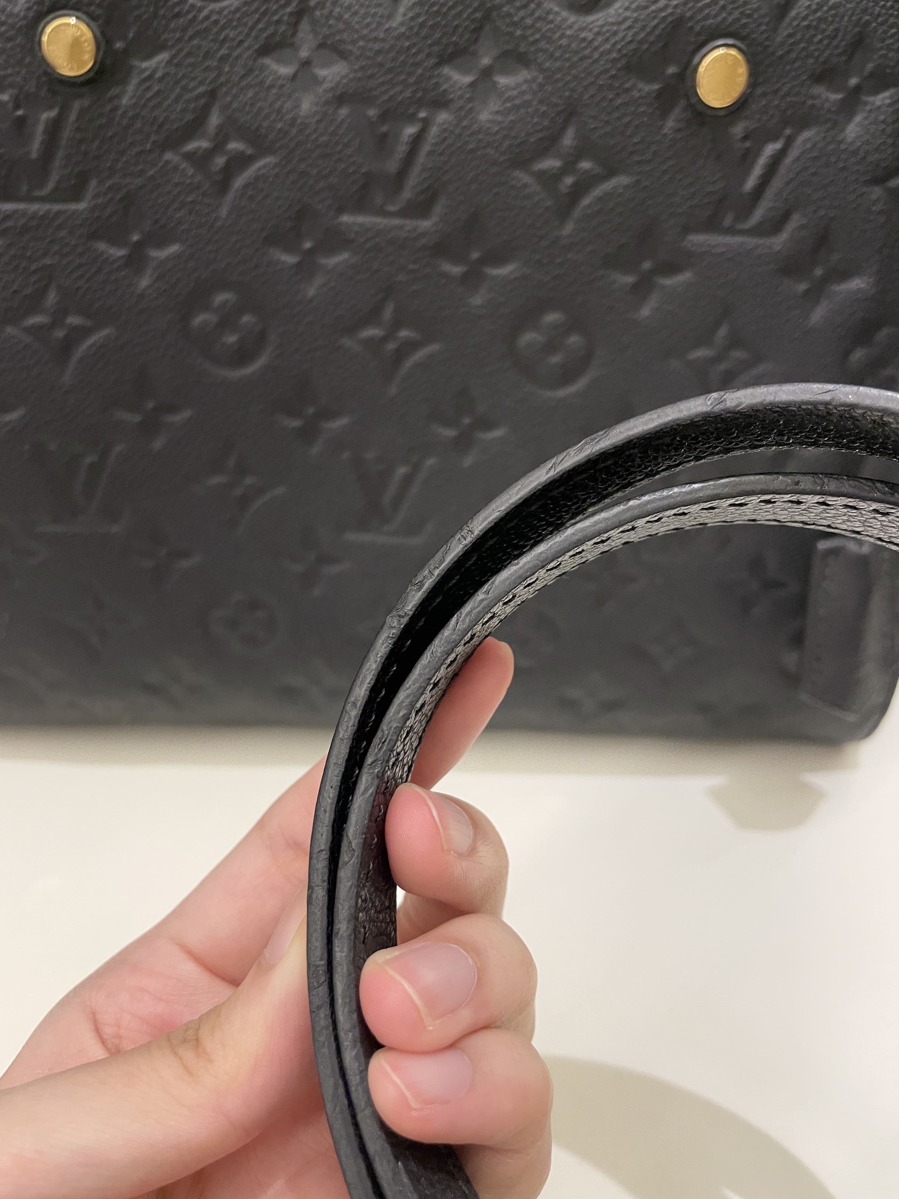 Louis Vuitton Montaigne MM Black Empreinte