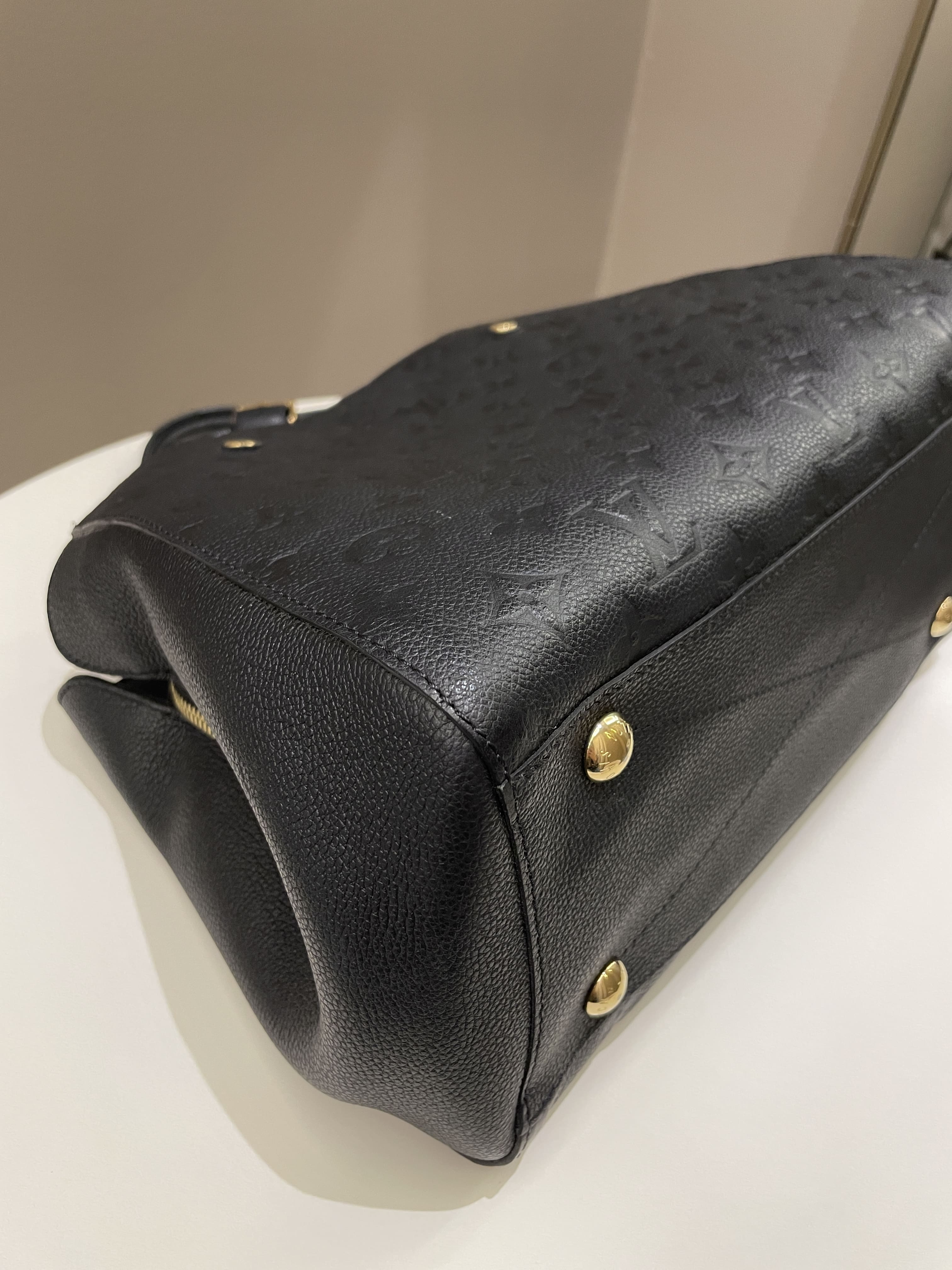 Louis Vuitton Montaigne MM Black Empreinte
