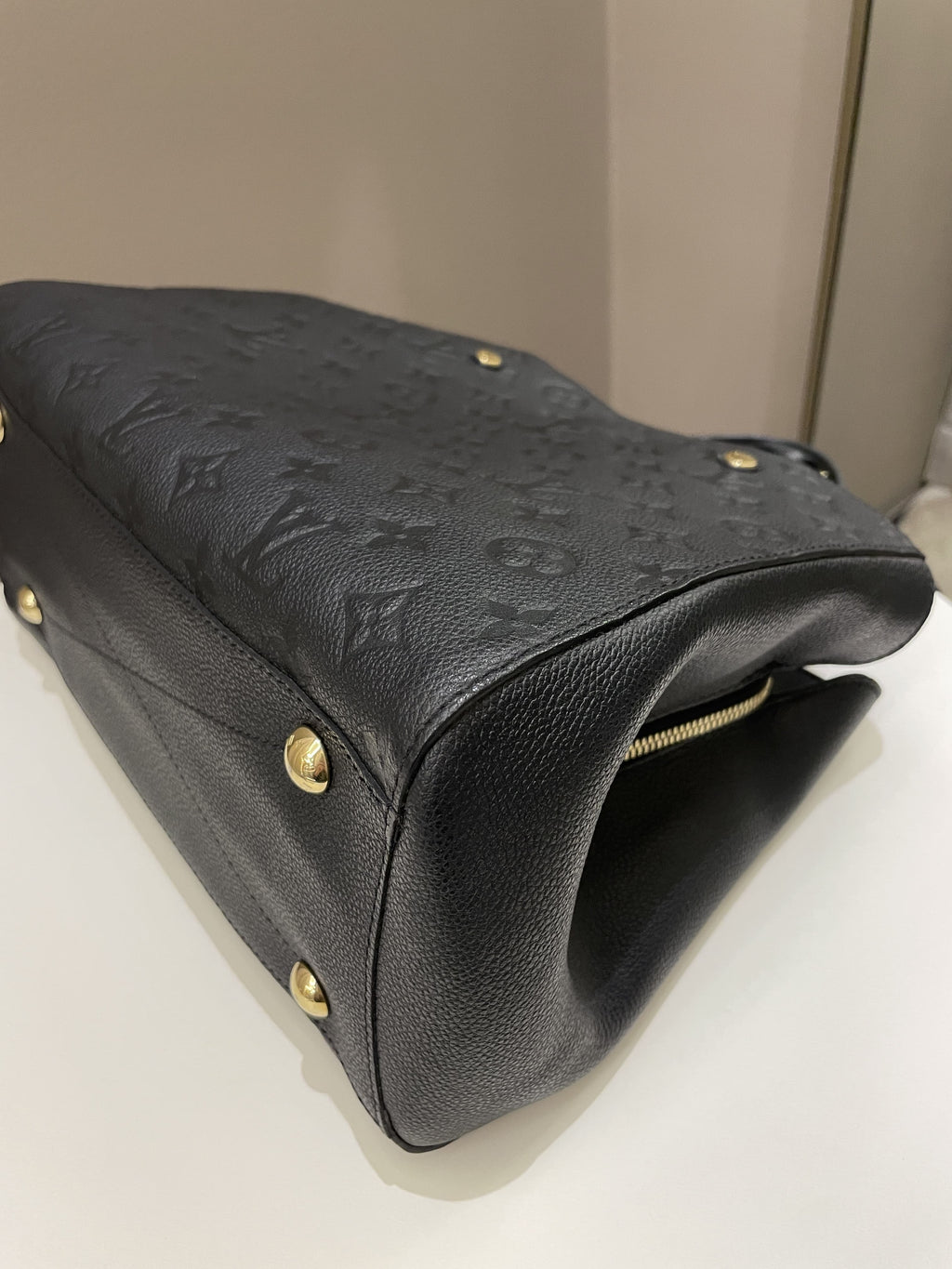 Louis Vuitton Montaigne MM Black Empreinte