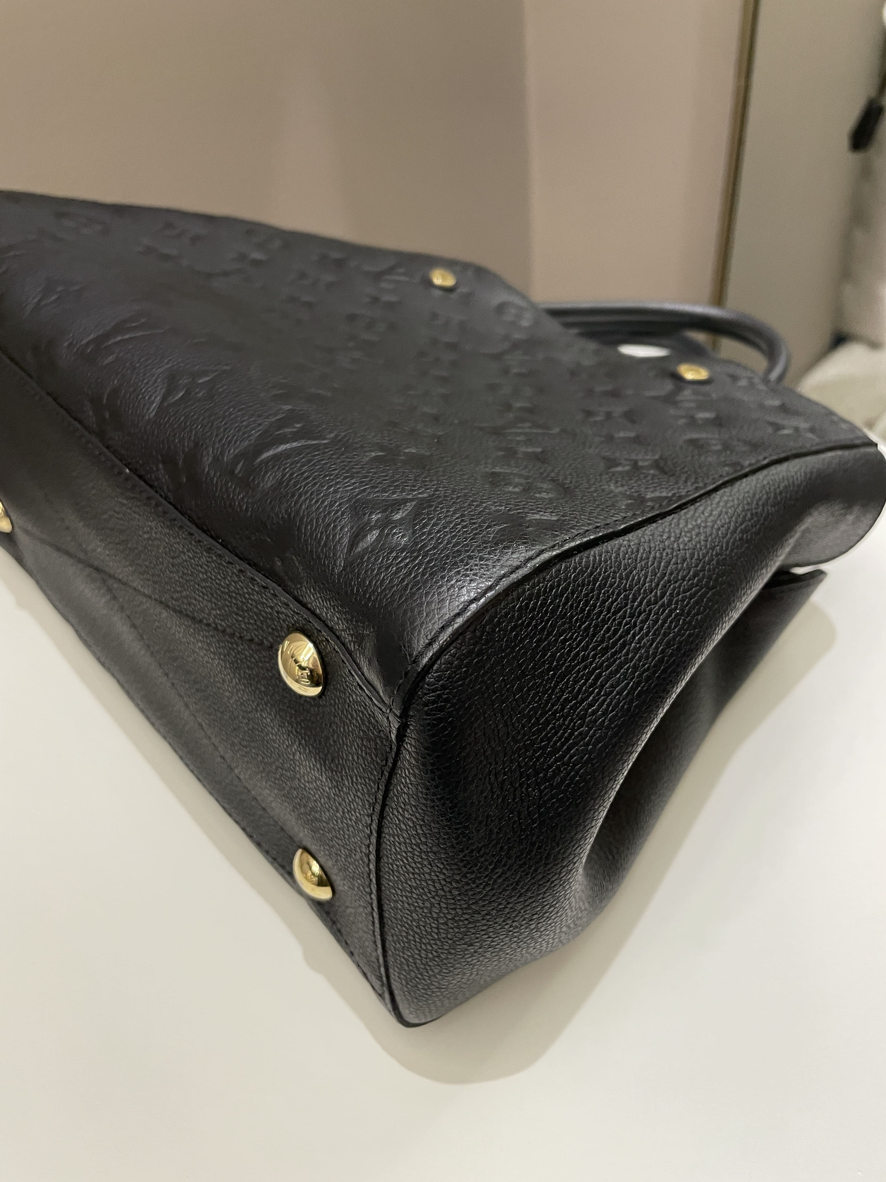 Louis Vuitton Montaigne MM Black Empreinte