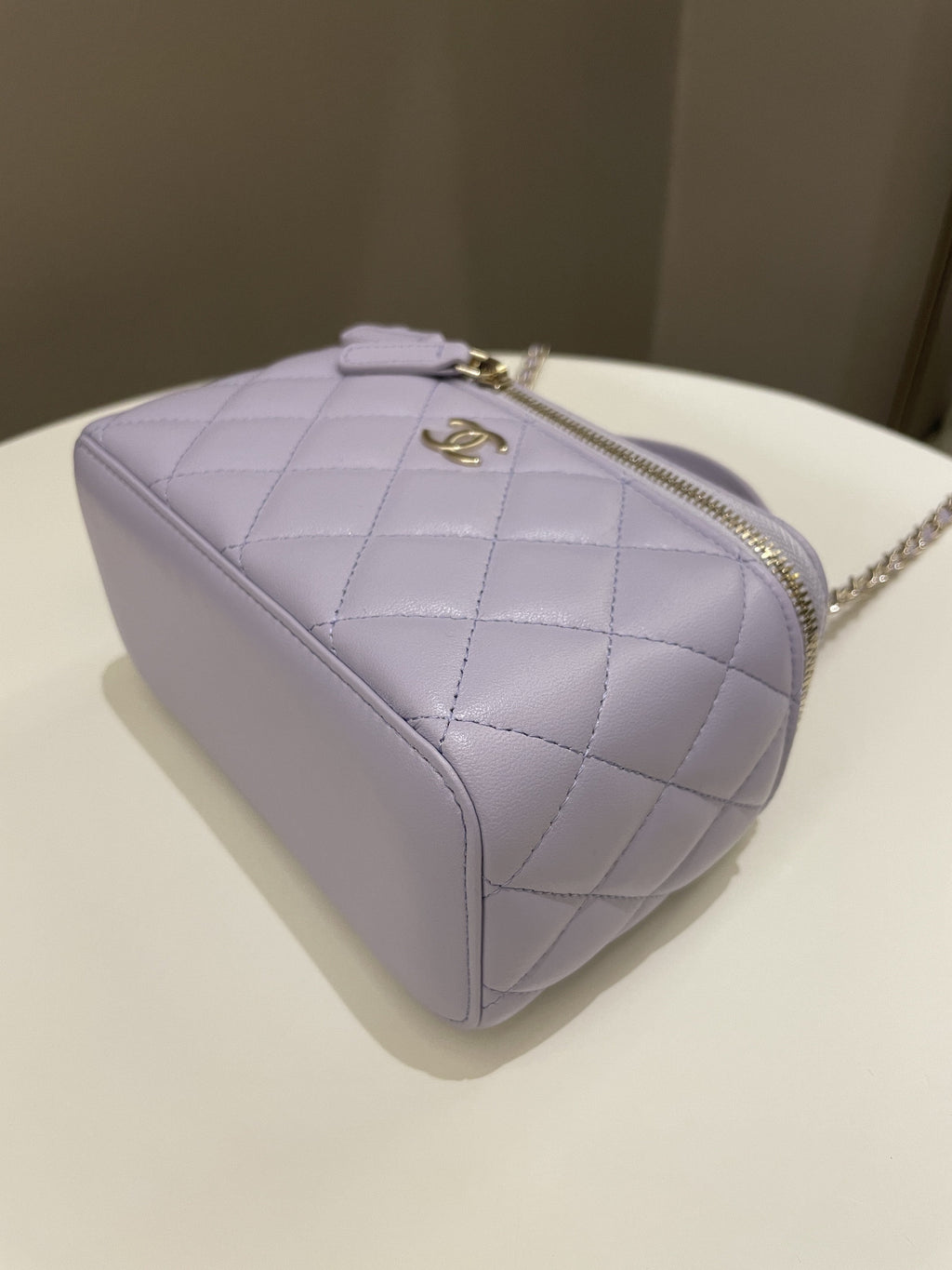 Chanel 21K Top Handle Vanity Rectangular Lilac Lambskin