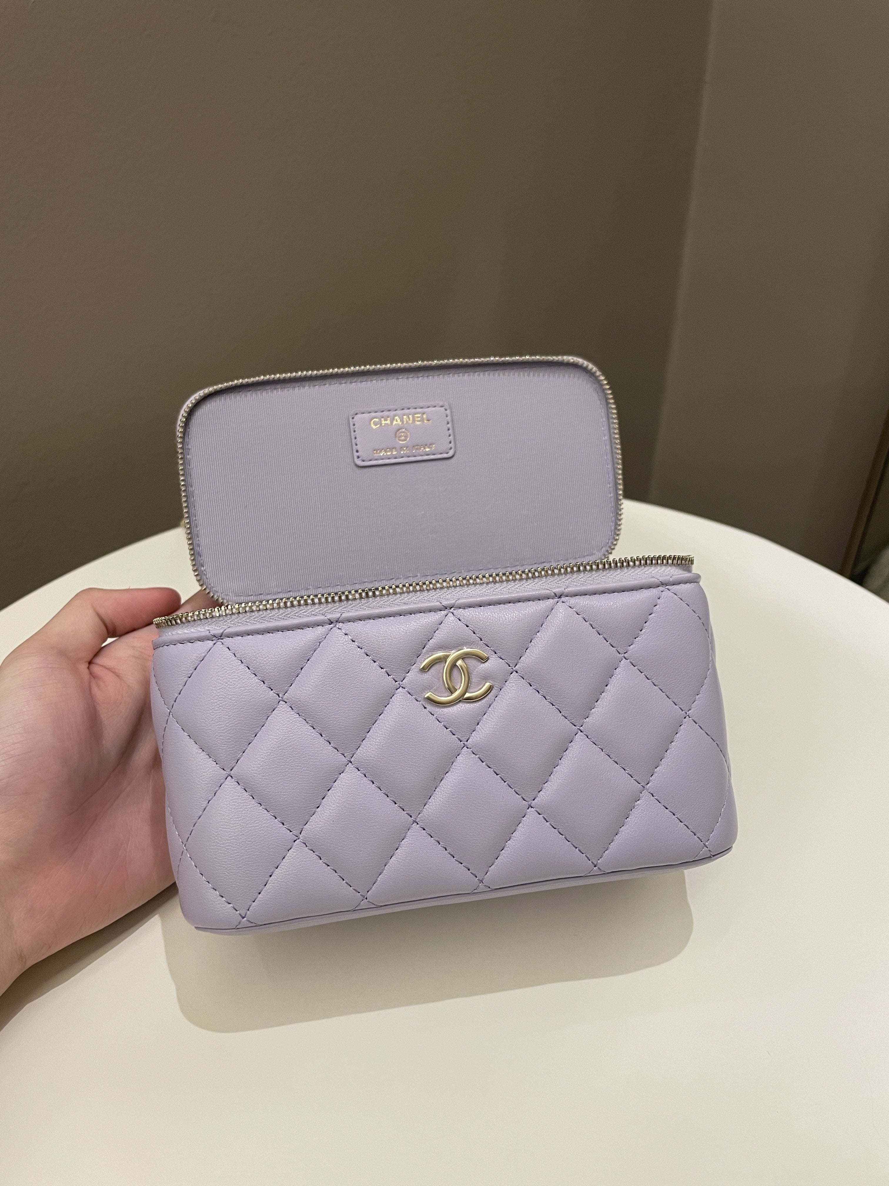 Chanel 21K Top Handle Vanity Rectangular Lilac Lambskin