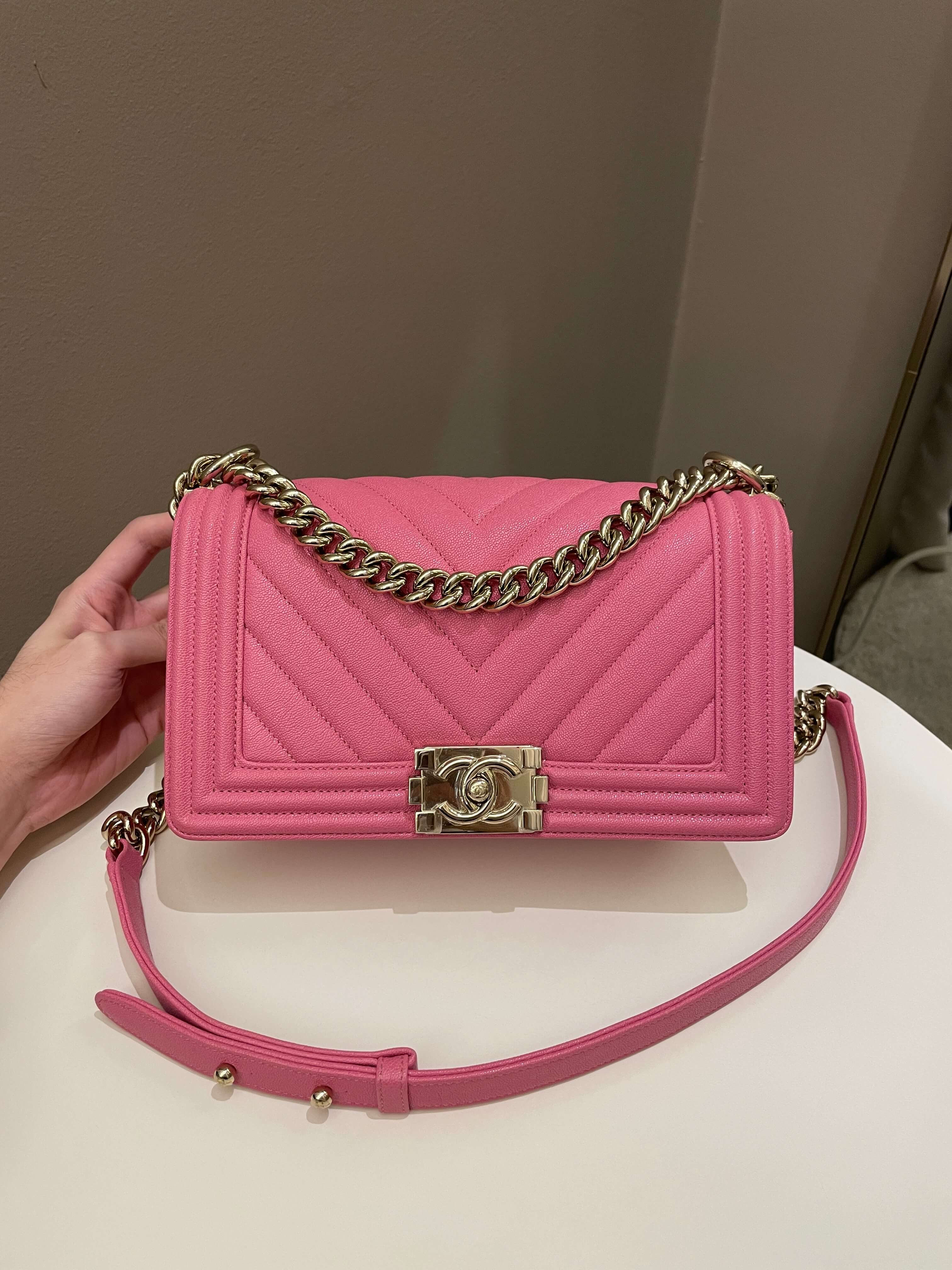 Chanel Chevron Boy Old Medium Pink Caviar