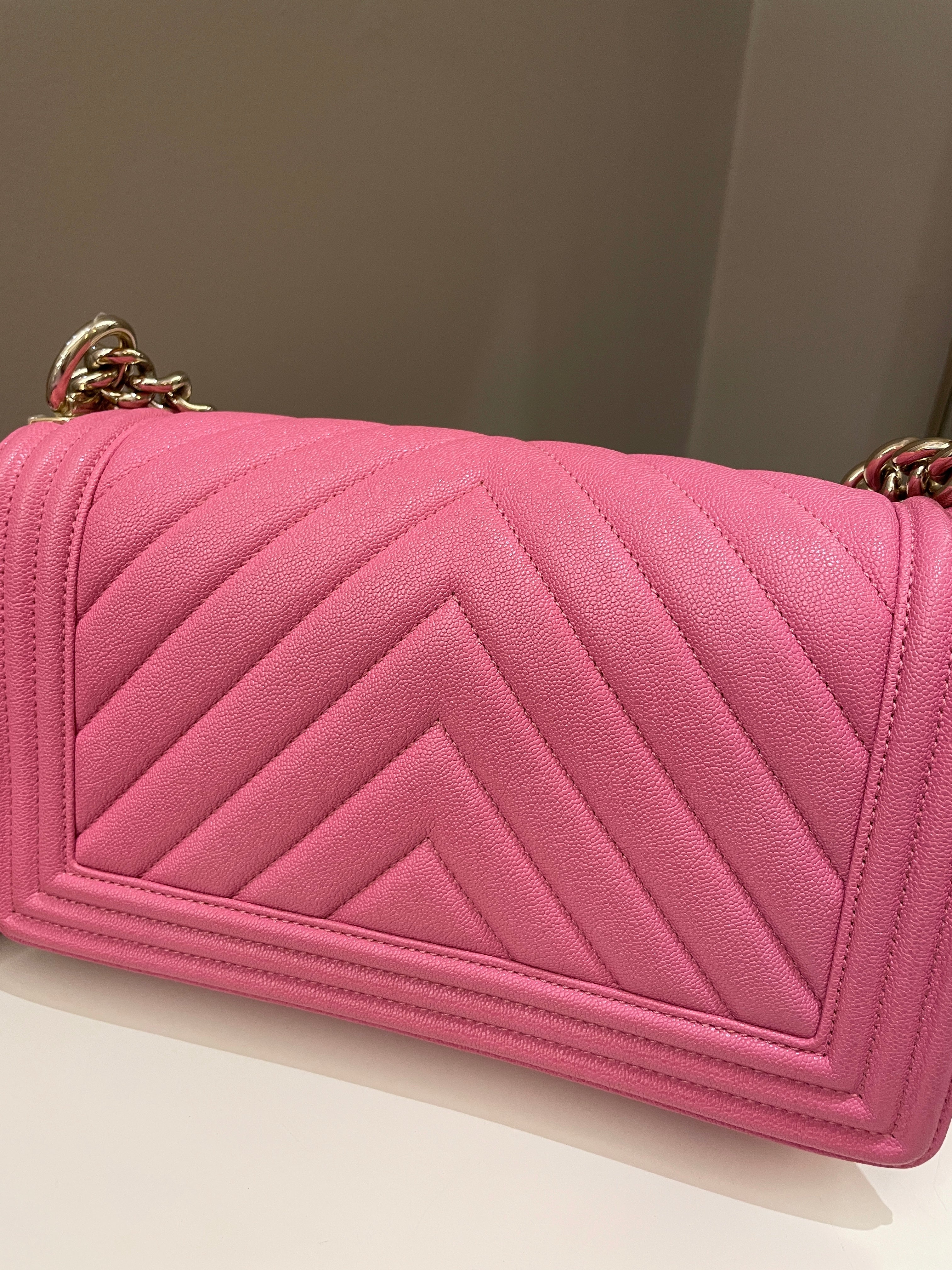Chanel Chevron Boy Old Medium Pink Caviar
