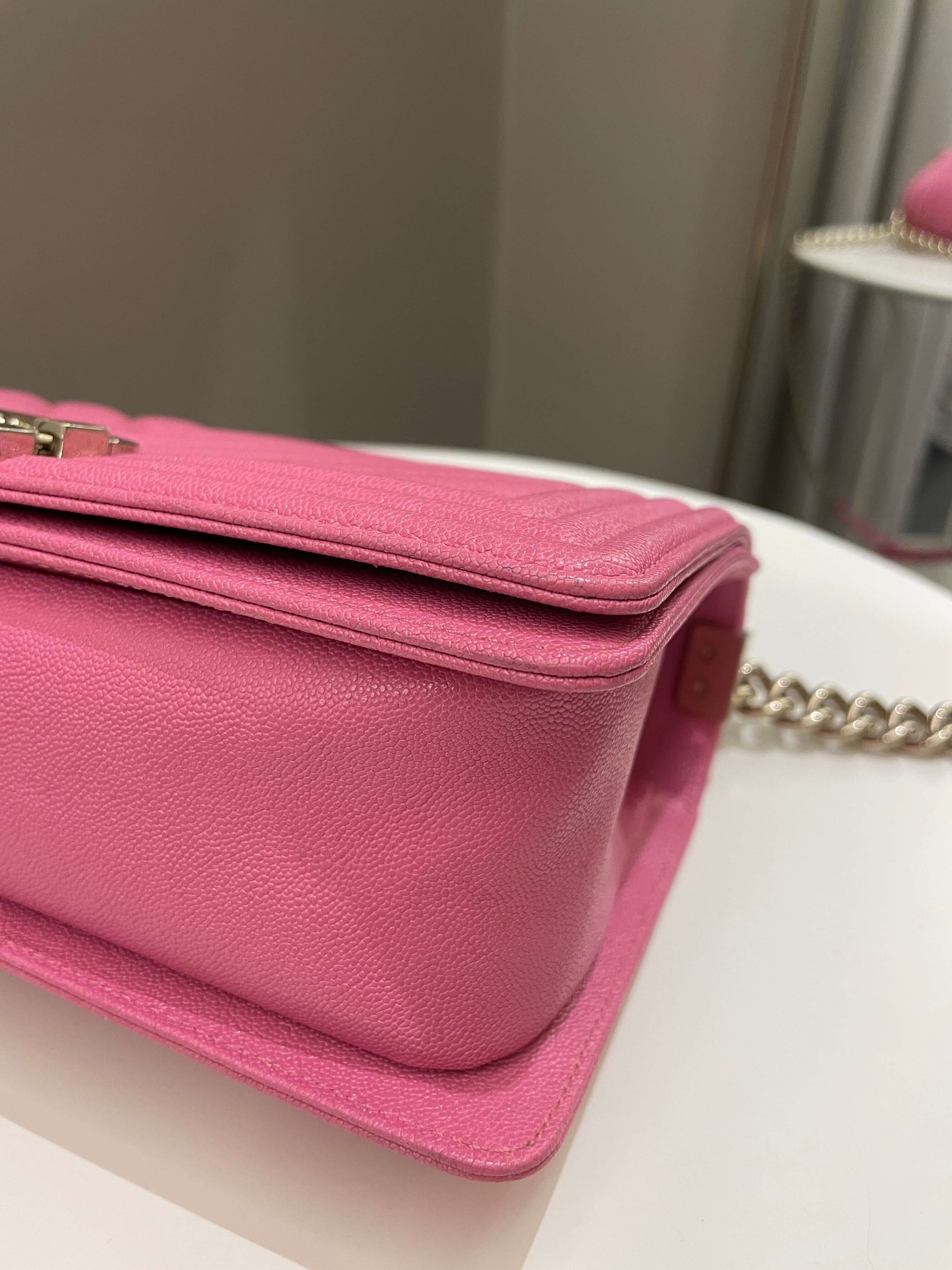 Chanel Chevron Boy Old Medium Pink Caviar