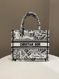 Dior Plan de Paris Book Tote  White / Black