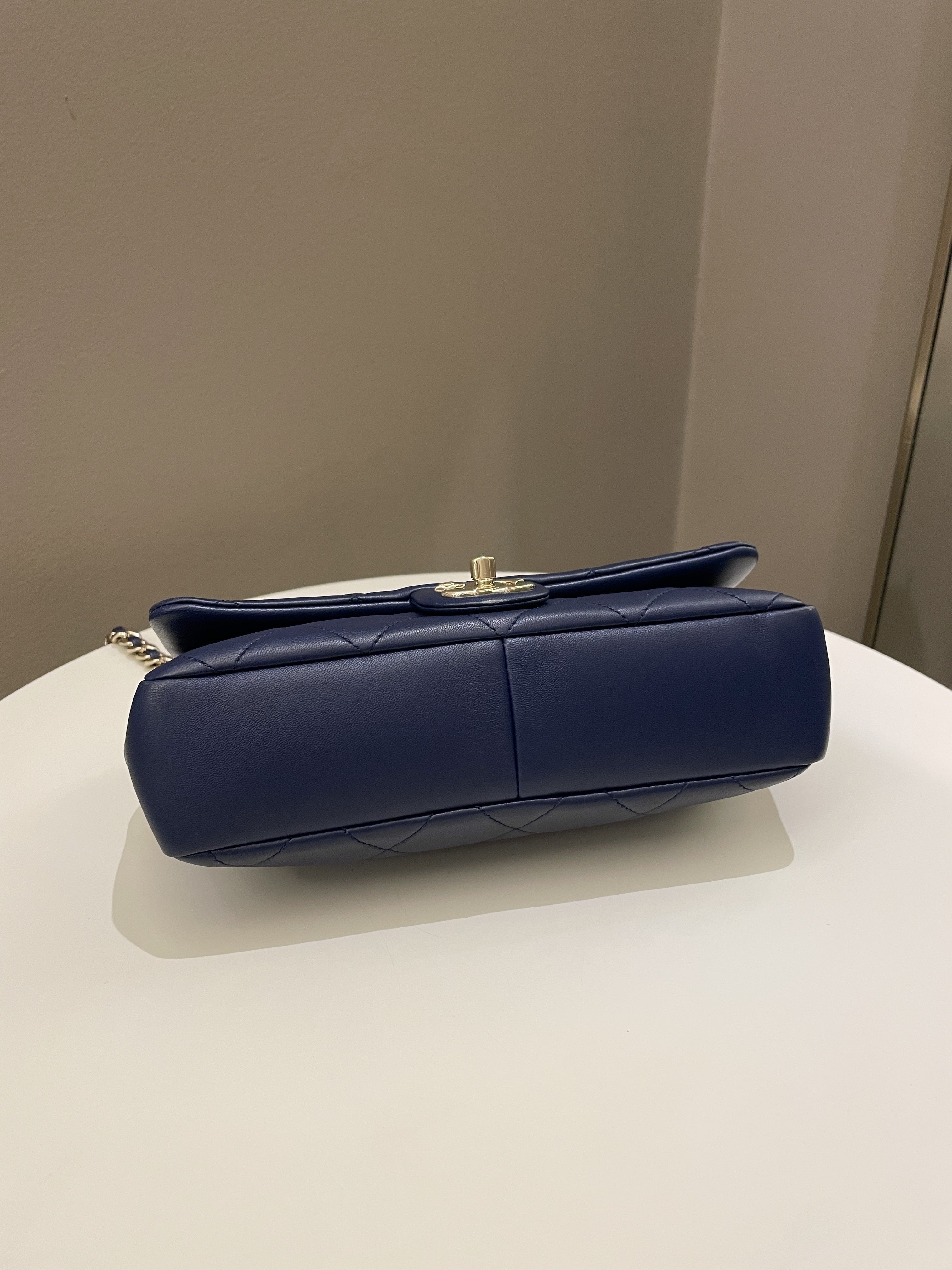 Chanel Cc Chain Top Flap Bag Navy Lambskin