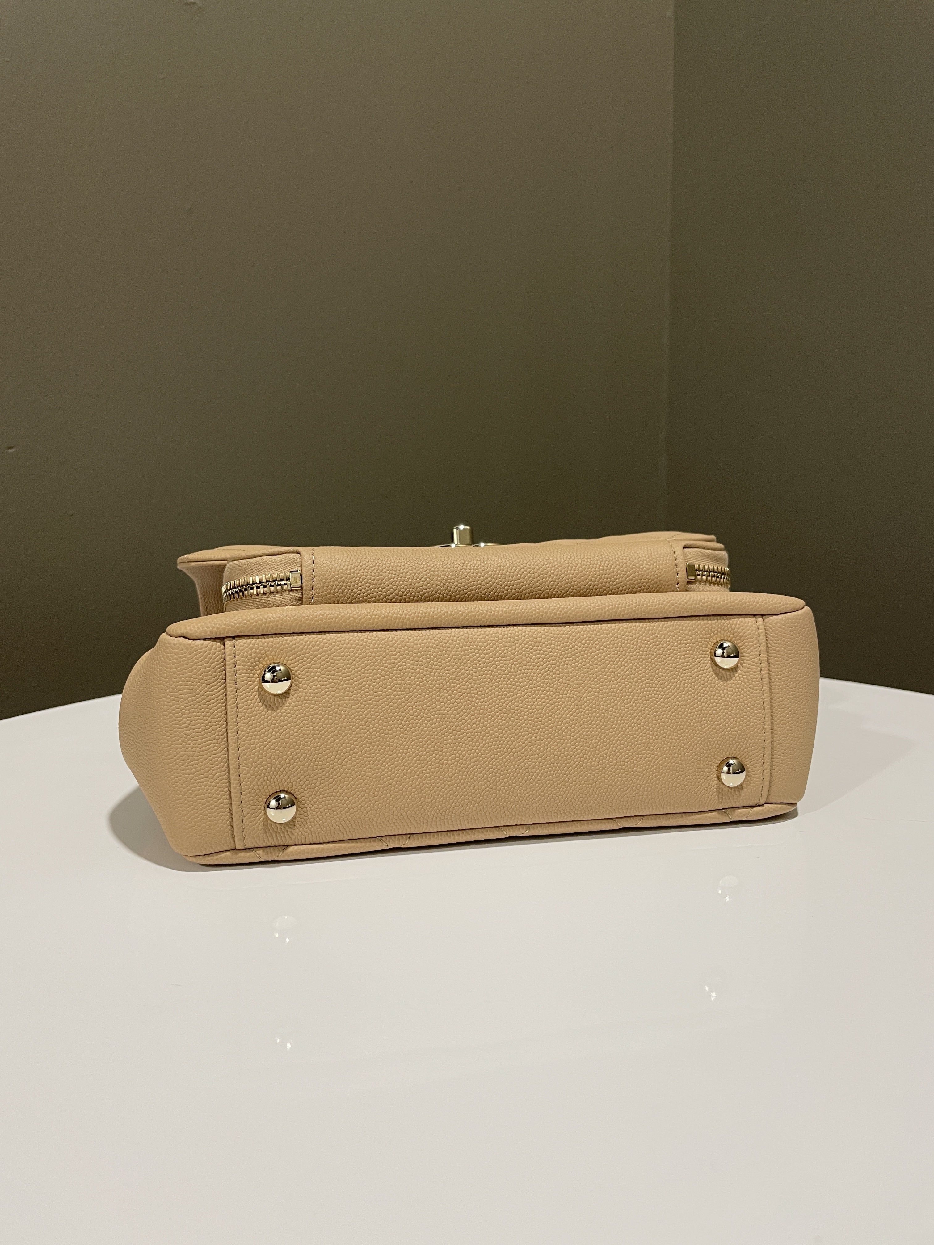 Chanel Business Affinity Flap Natural Beige Caviar