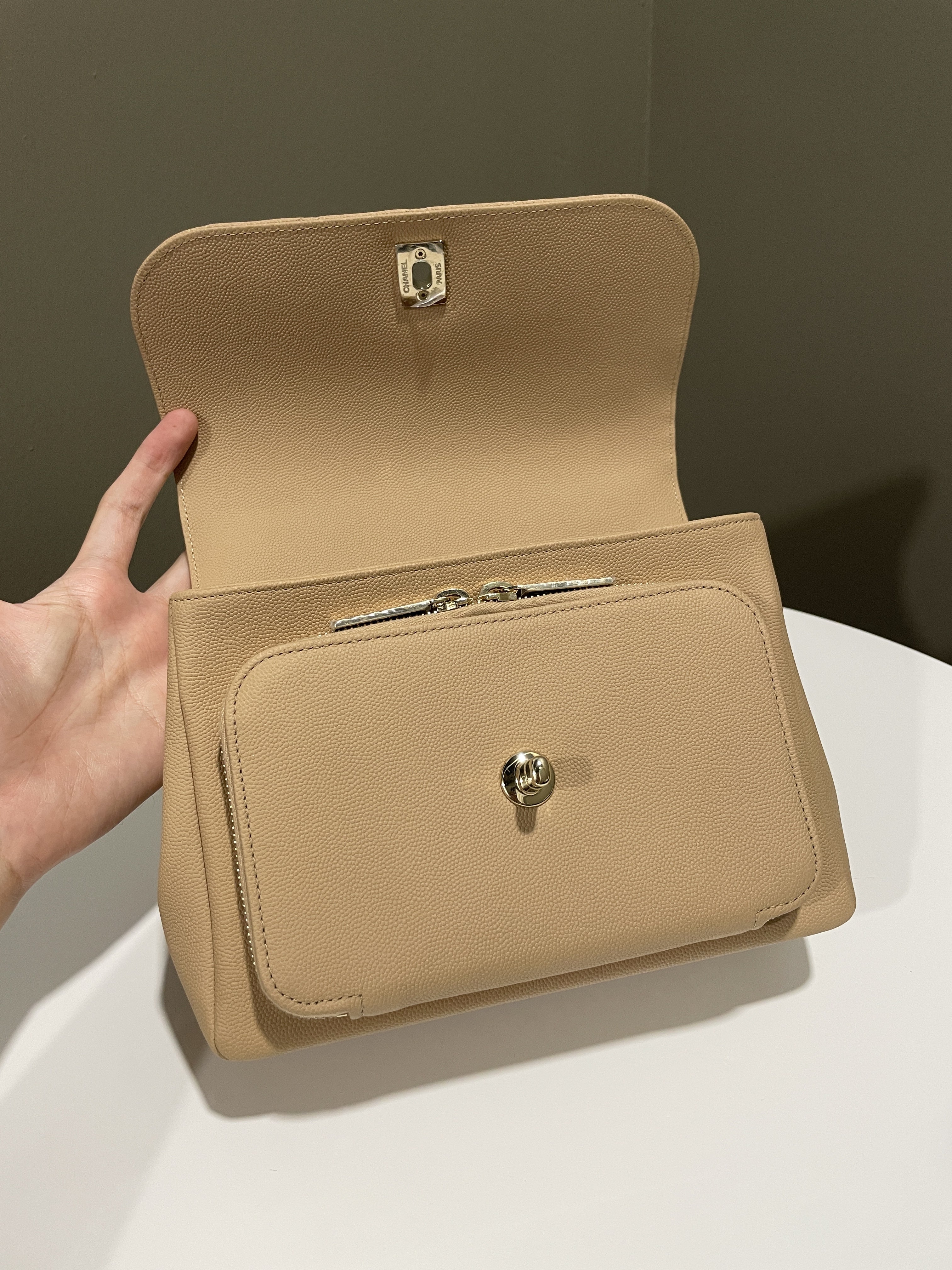 Chanel Business Affinity Flap Natural Beige Caviar