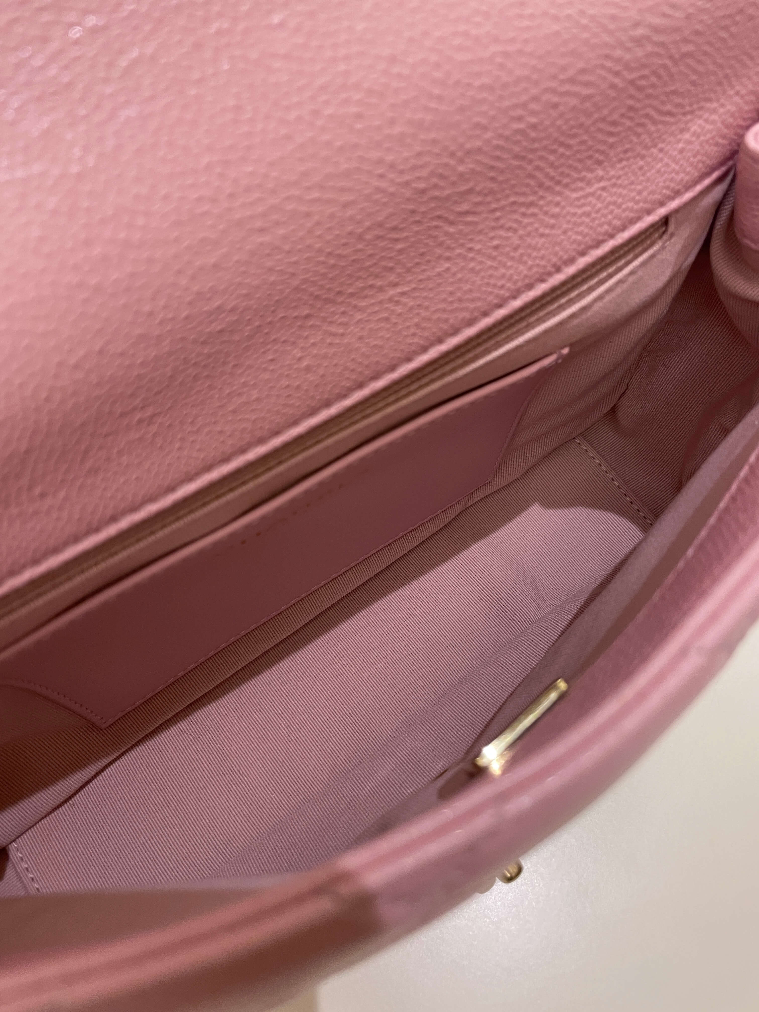 Chanel 22K Chain Around Flap Mauve Pink Caviar