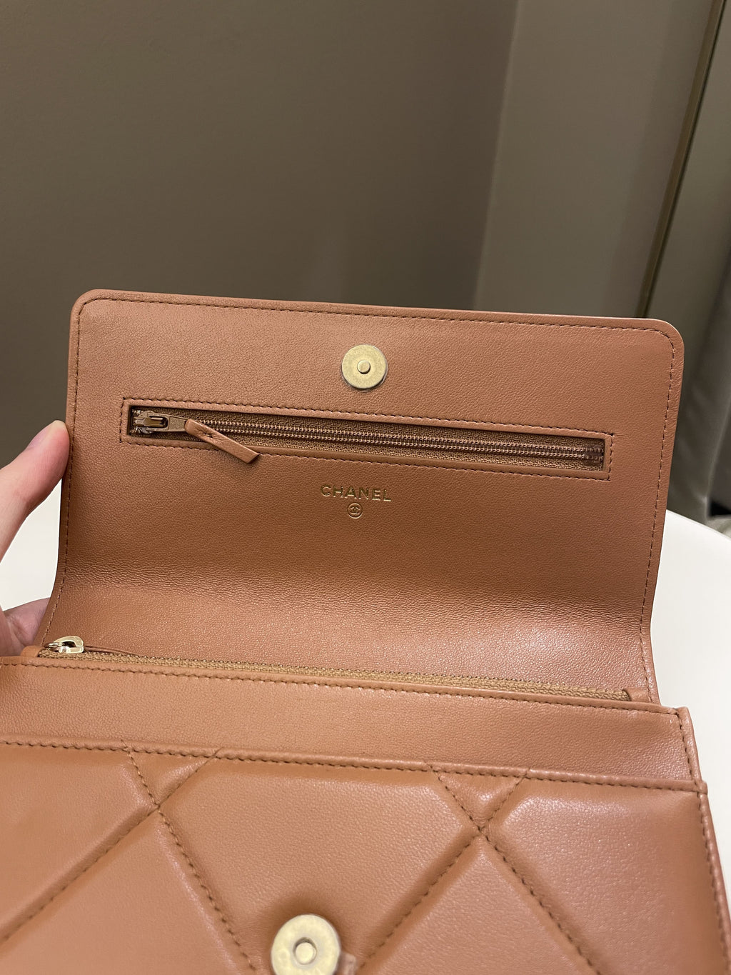 Chanel 19 Wallet On Chain Caramel Lambskin