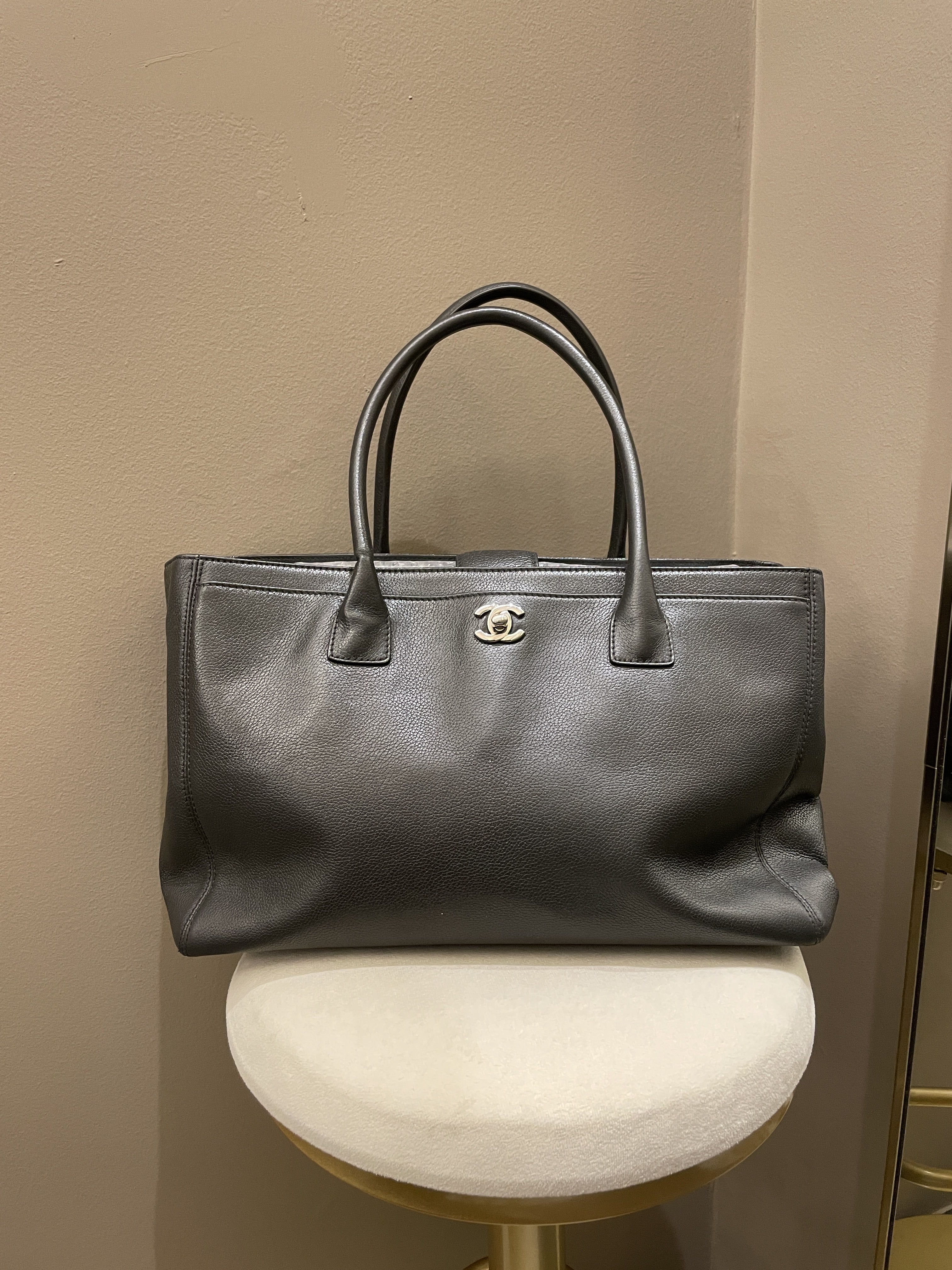 Chanel Executive Tote Bag Dark Grey Grainy Calfskin