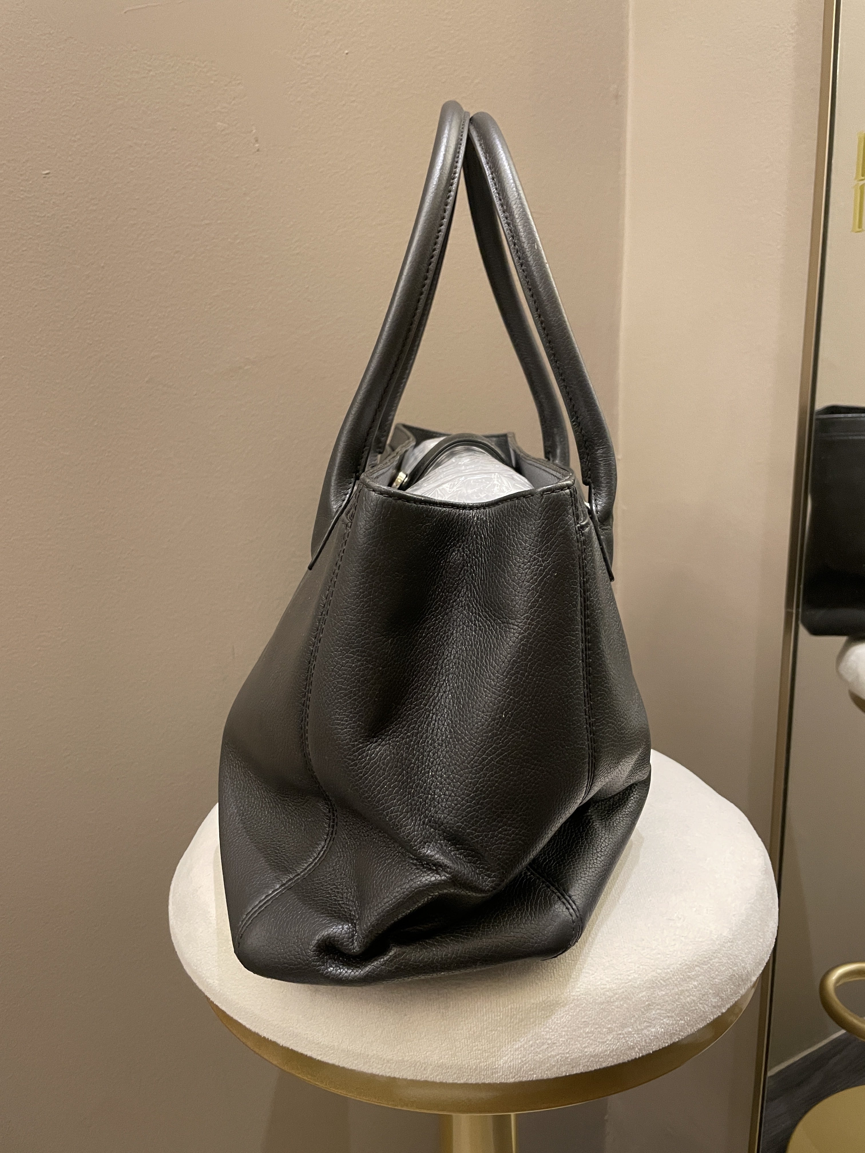 Chanel Executive Tote Bag Dark Grey Grainy Calfskin