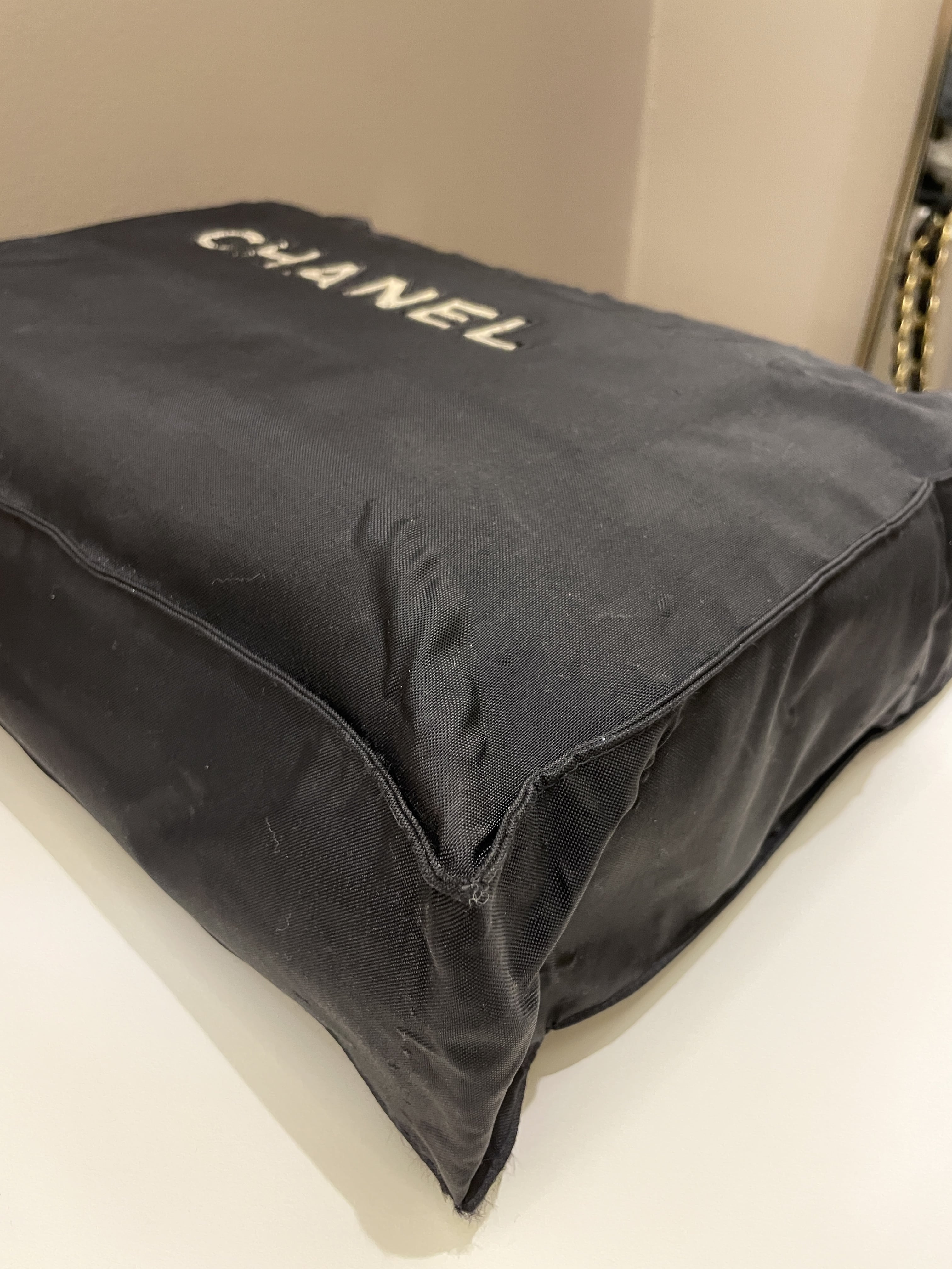 Chanel Cc Vintage Tote Bag Black Canvas