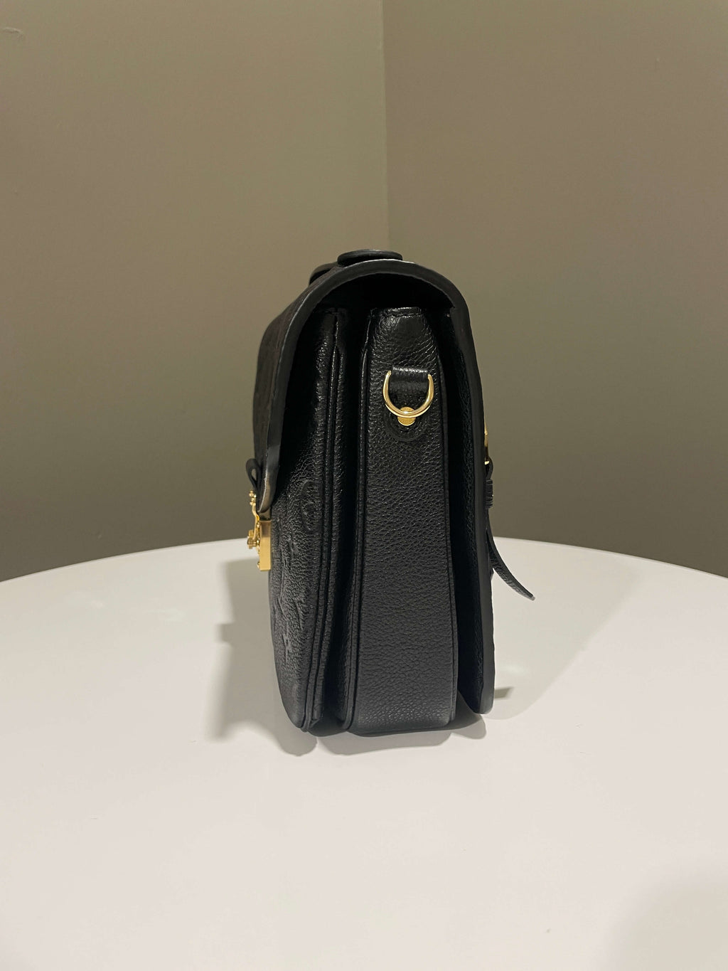 Louis Vuitton Pochette Metis Black Empreinte