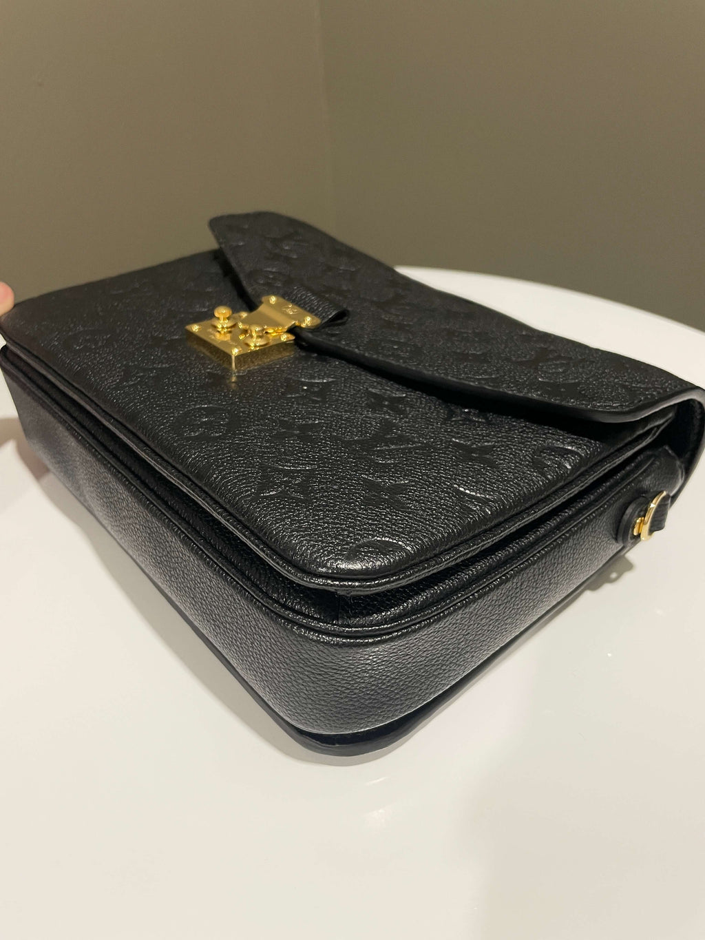 Louis Vuitton Pochette Metis Black Empreinte