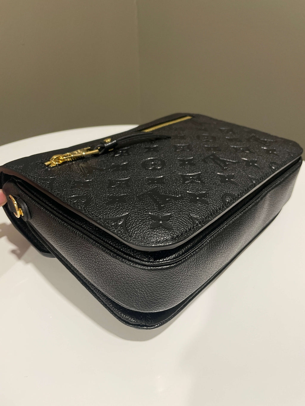 Louis Vuitton Pochette Metis Black Empreinte