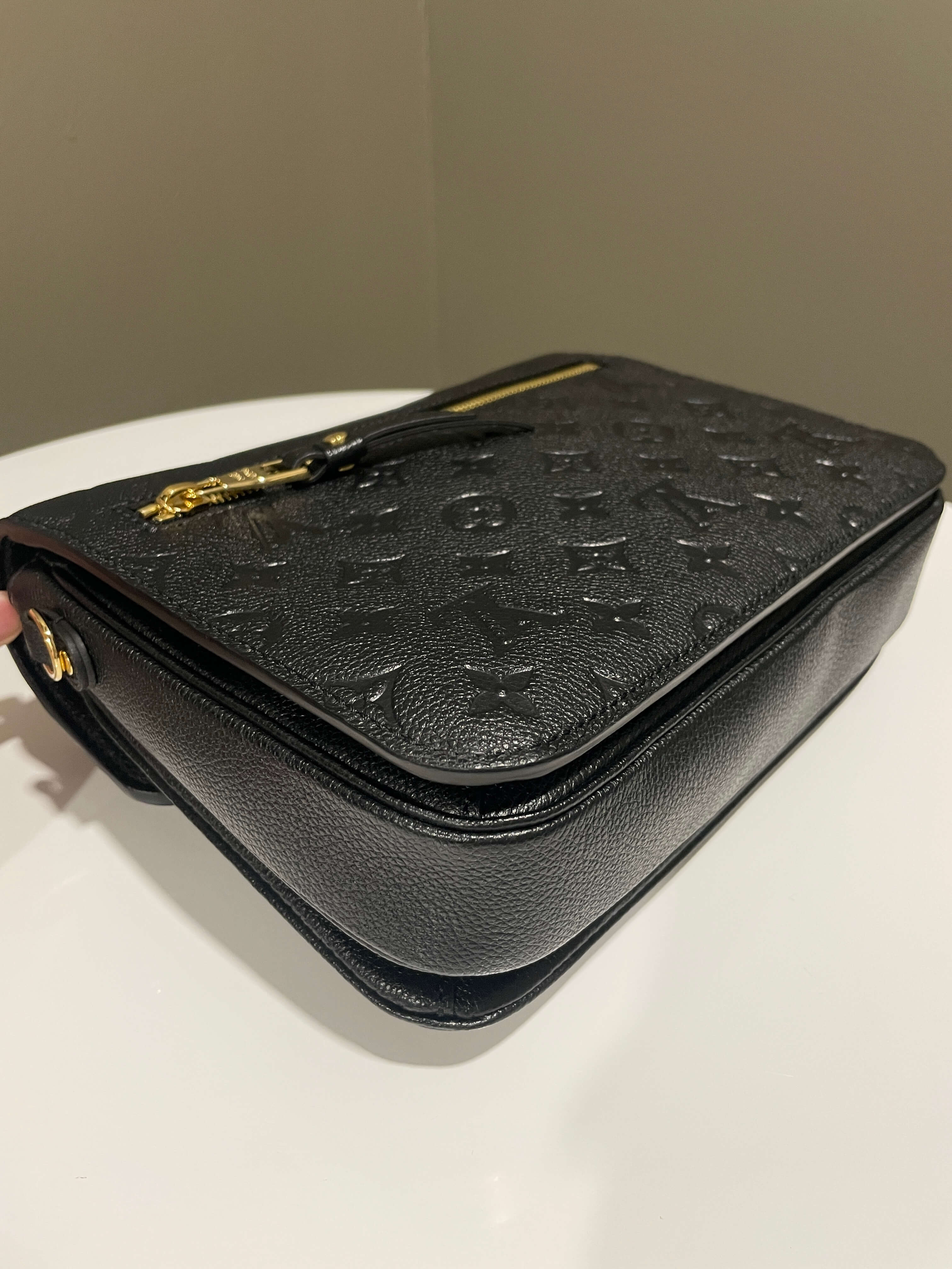 Louis Vuitton Pochette Metis Black Empreinte