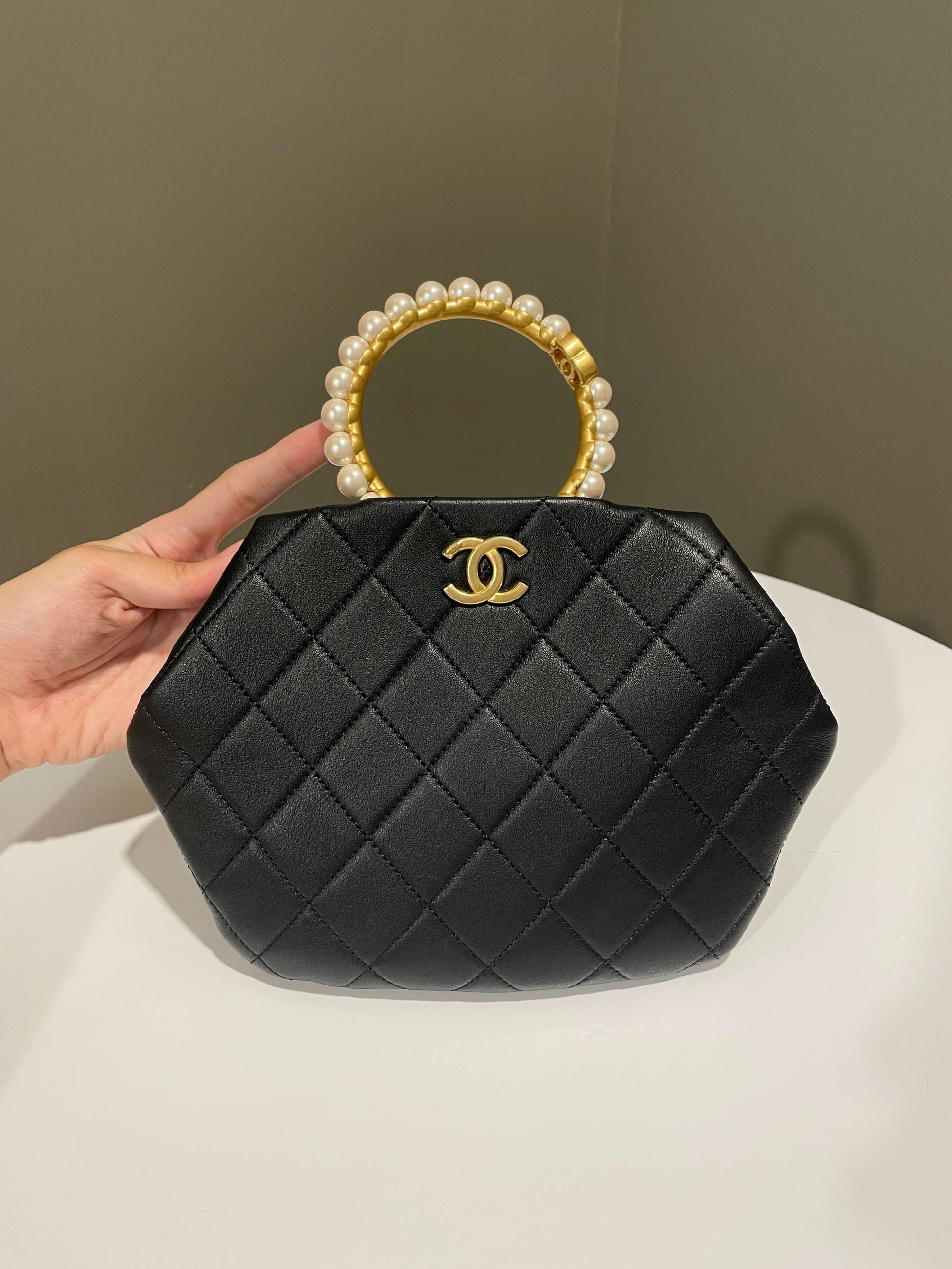 Chanel Quilted Cc Pearl Crown Clutch Bag Black Lambskin
