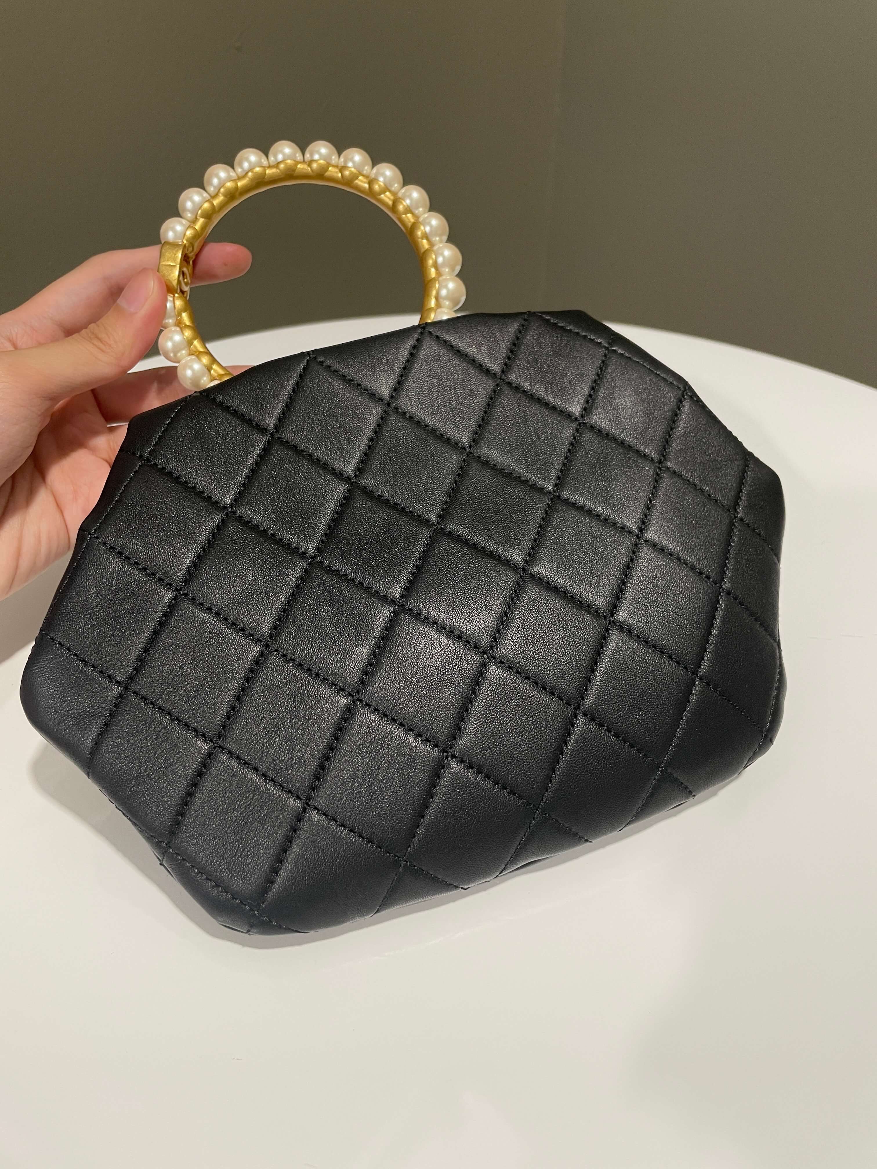 Chanel Quilted Cc Pearl Crown Clutch Bag Black Lambskin