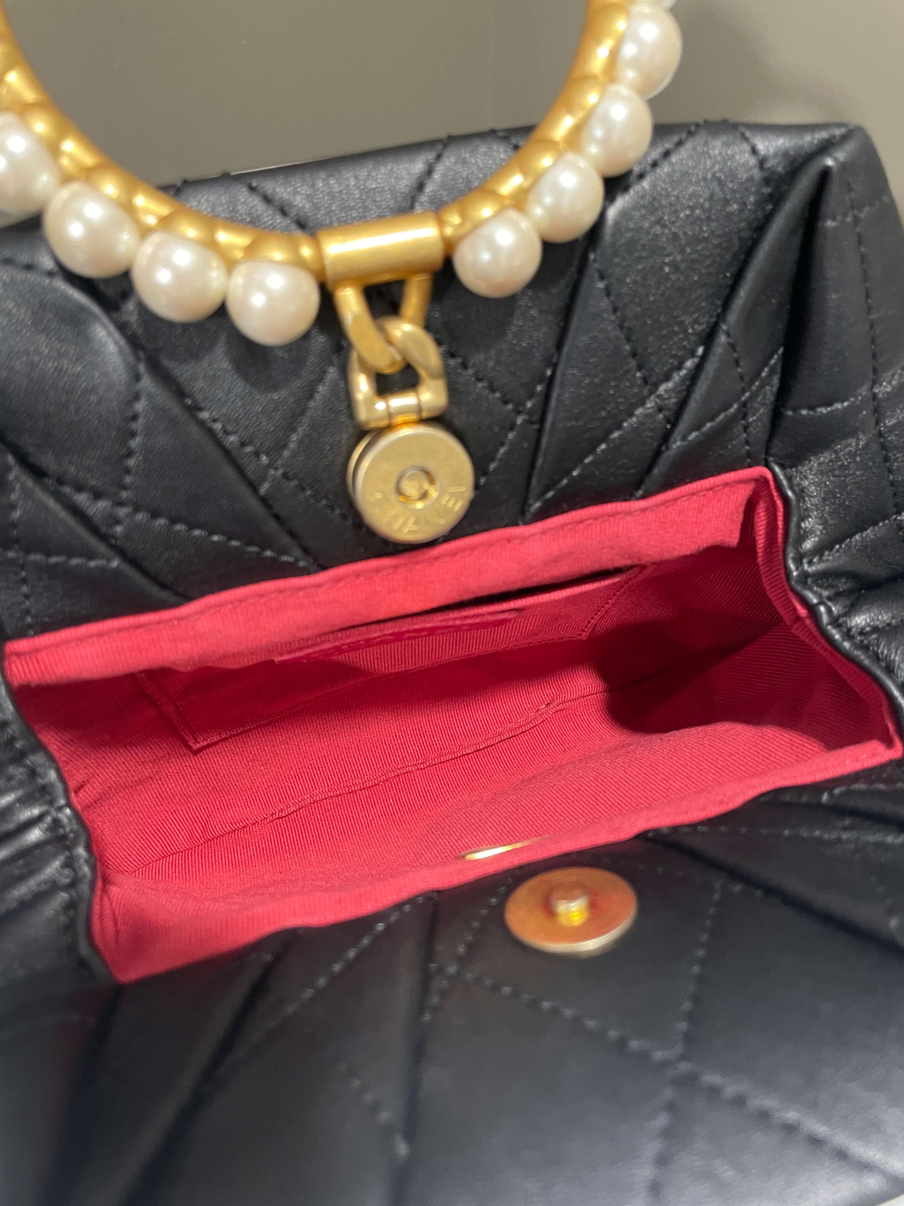 Chanel Quilted Cc Pearl Crown Clutch Bag Black Lambskin