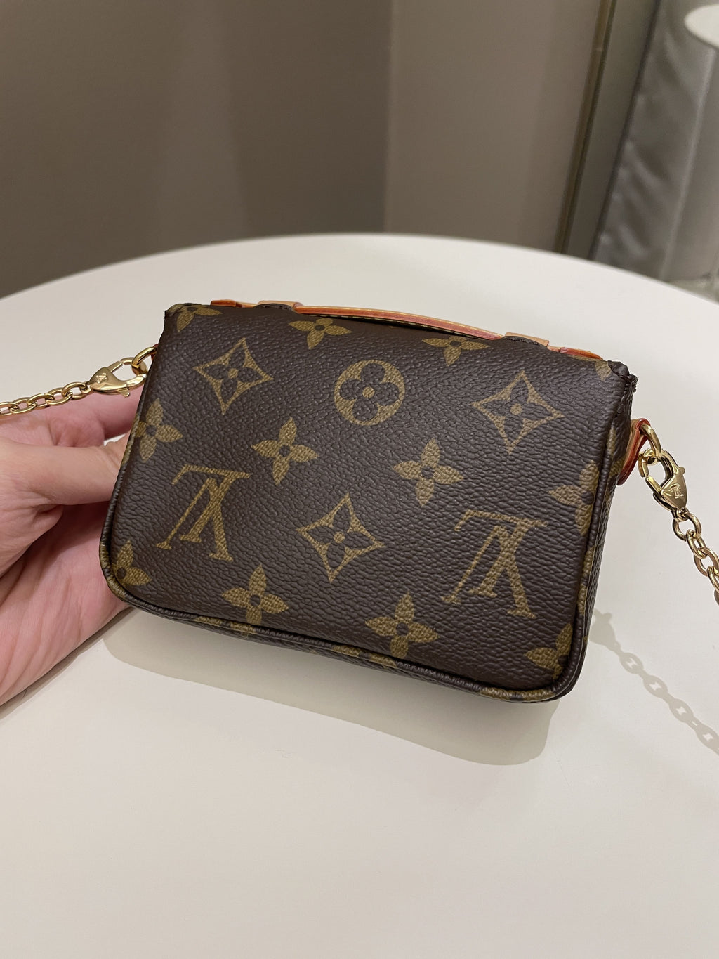 Louis Vuitton Micro Metis Classic Monogram