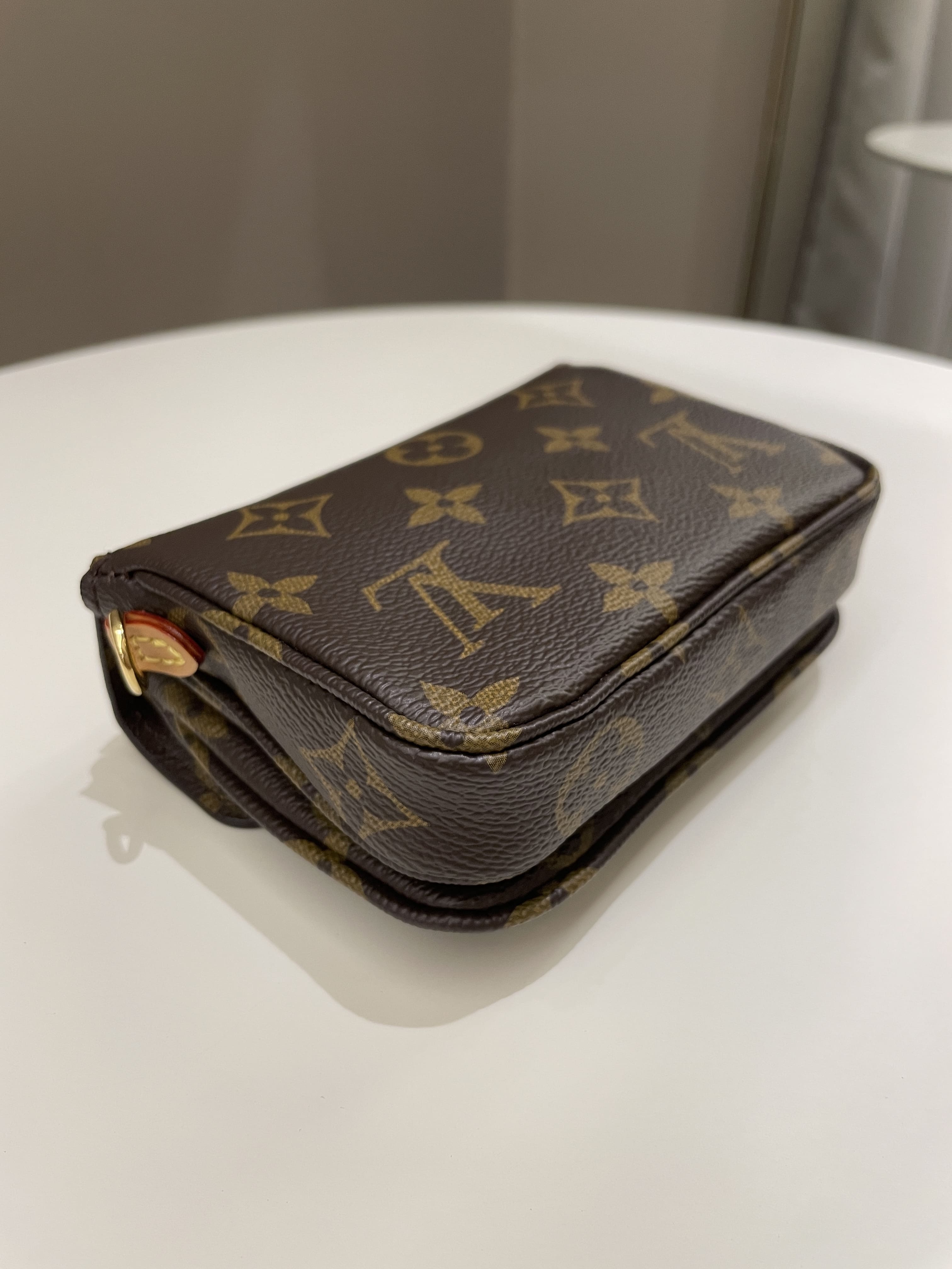 Louis Vuitton Micro Metis Classic Monogram