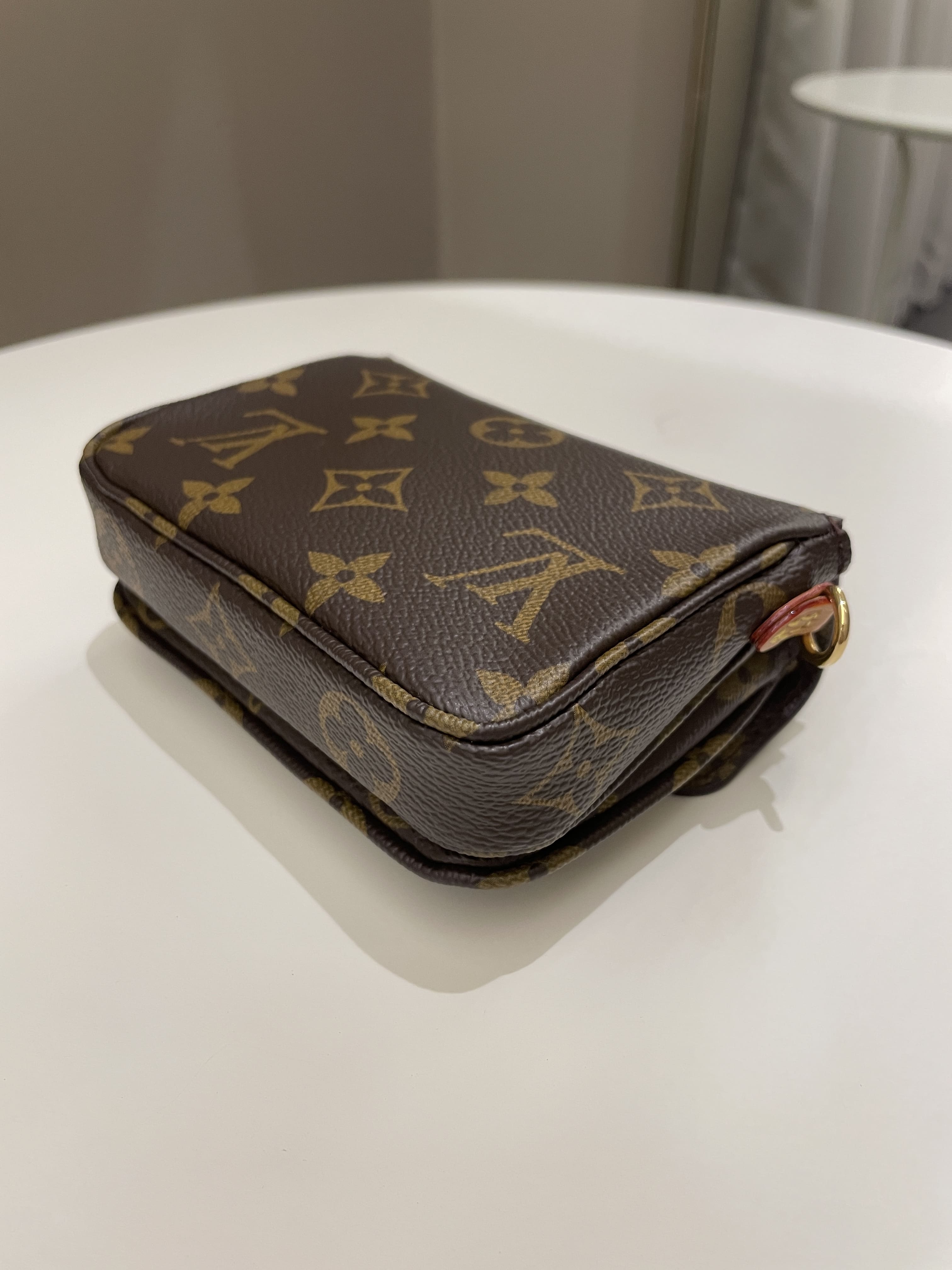 Louis Vuitton Micro Metis Classic Monogram