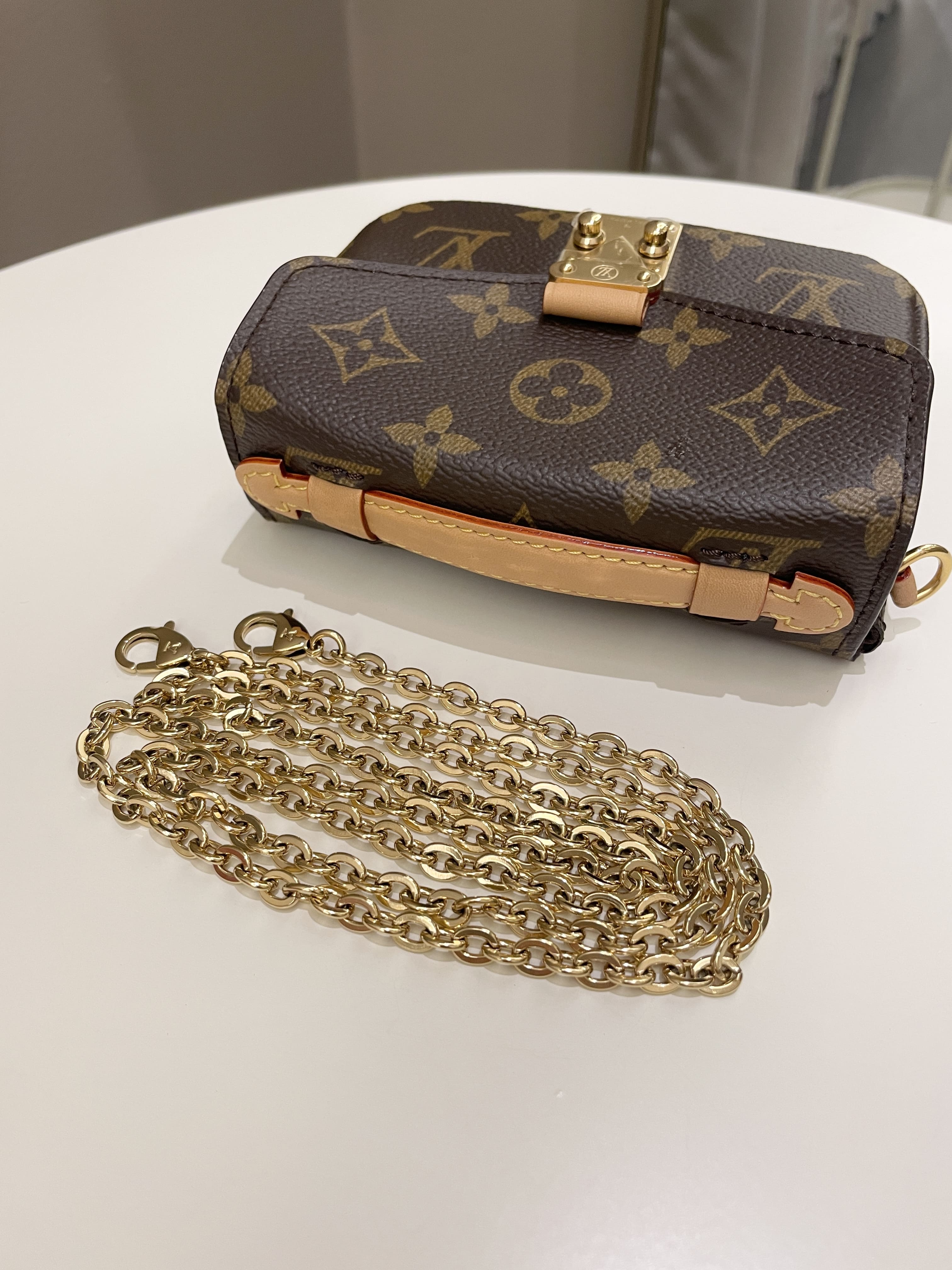 Louis Vuitton Micro Metis Classic Monogram