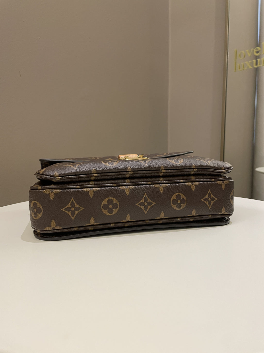 Louis Vuitton Pochette Metis Classic Monogram