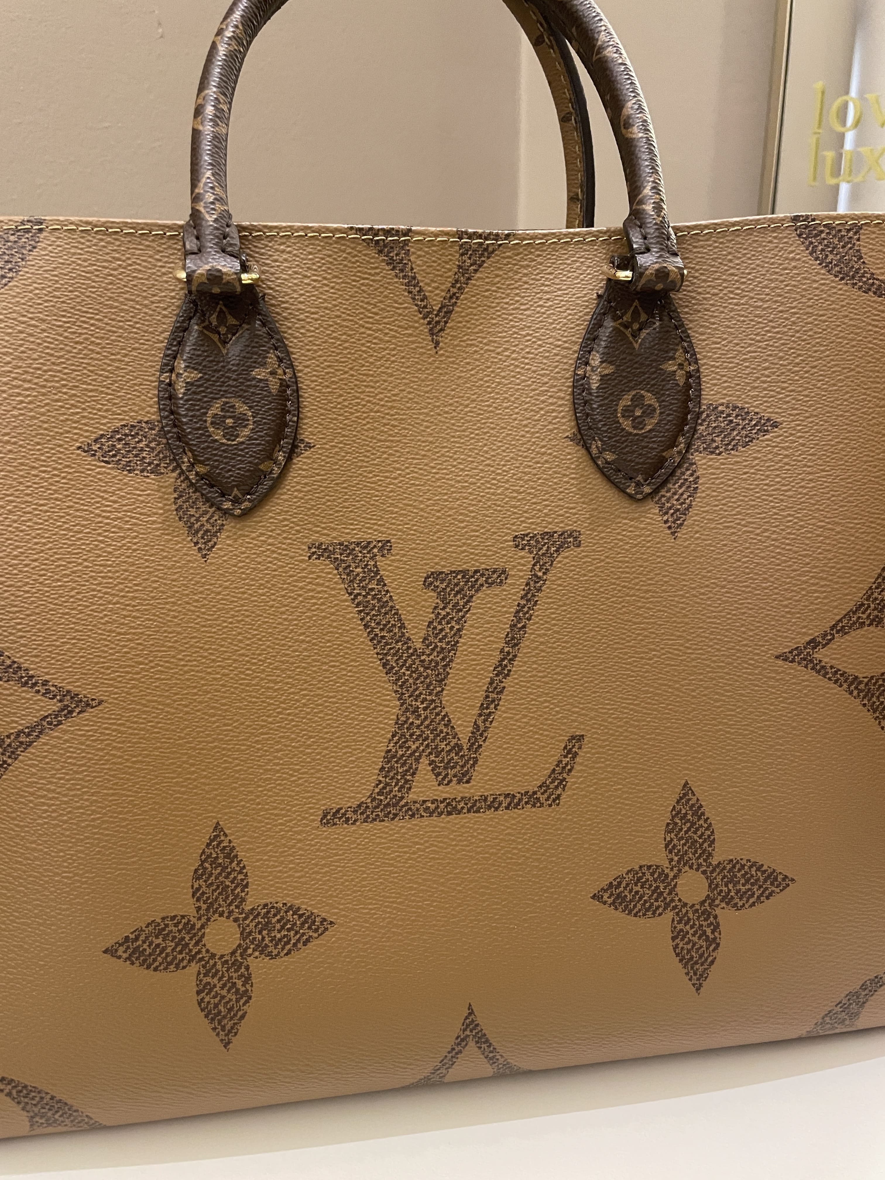 Louis Vuitton Onthego Tote MM Reversed Monogram