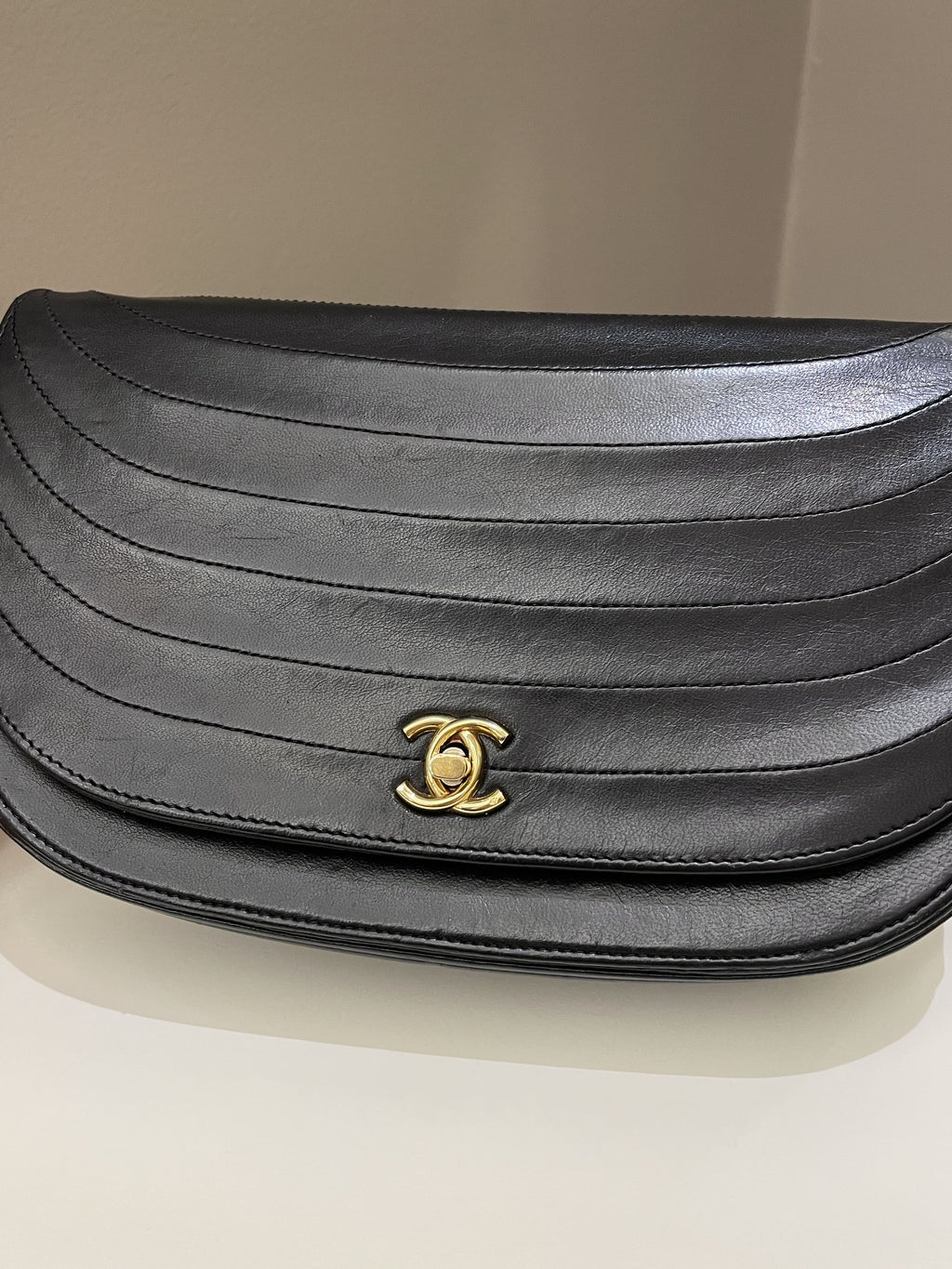 Chanel Vintage Crossbody Flap Bag Black Lambskin