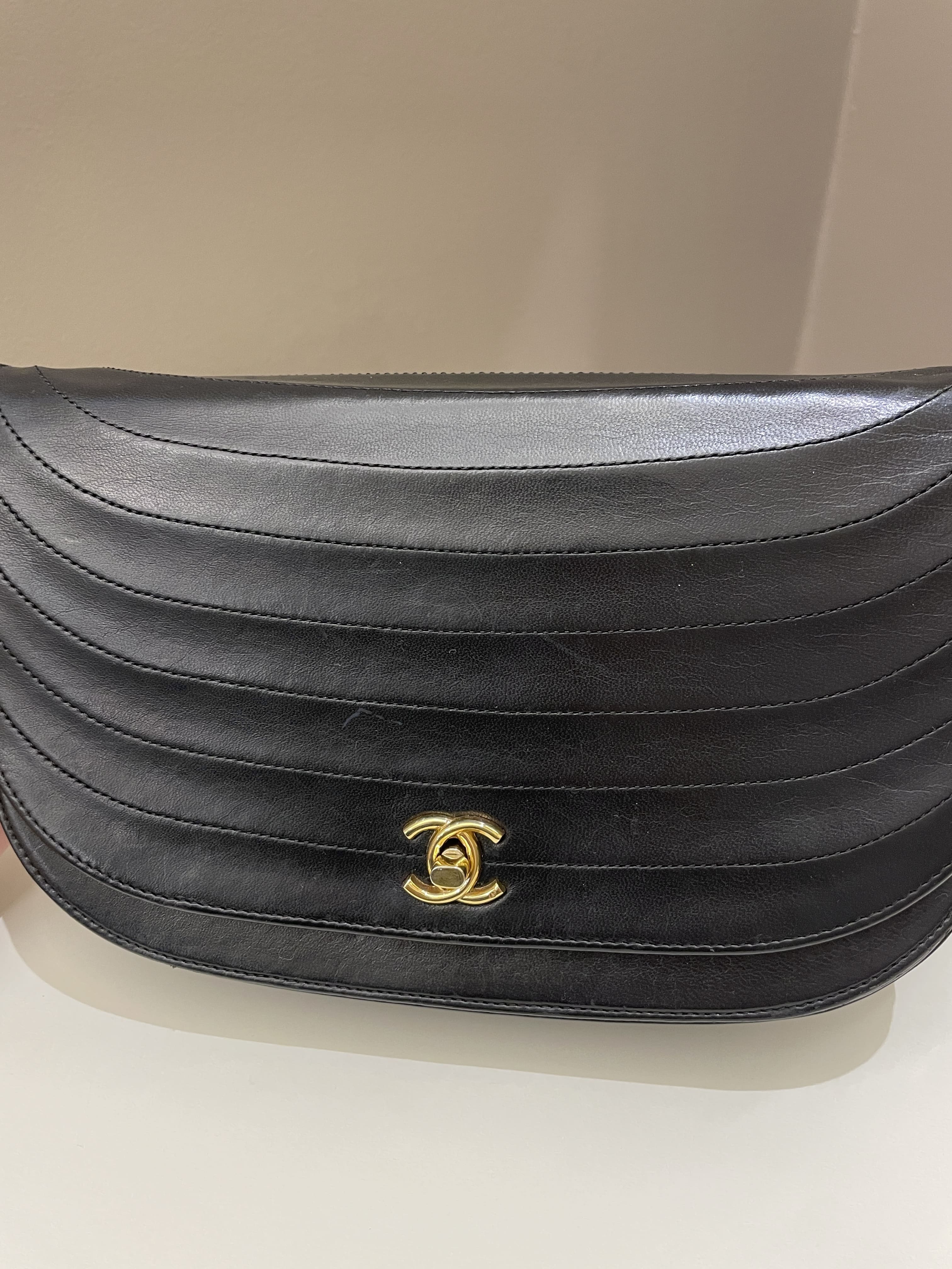 Chanel Vintage Crossbody Flap Bag Black Lambskin
