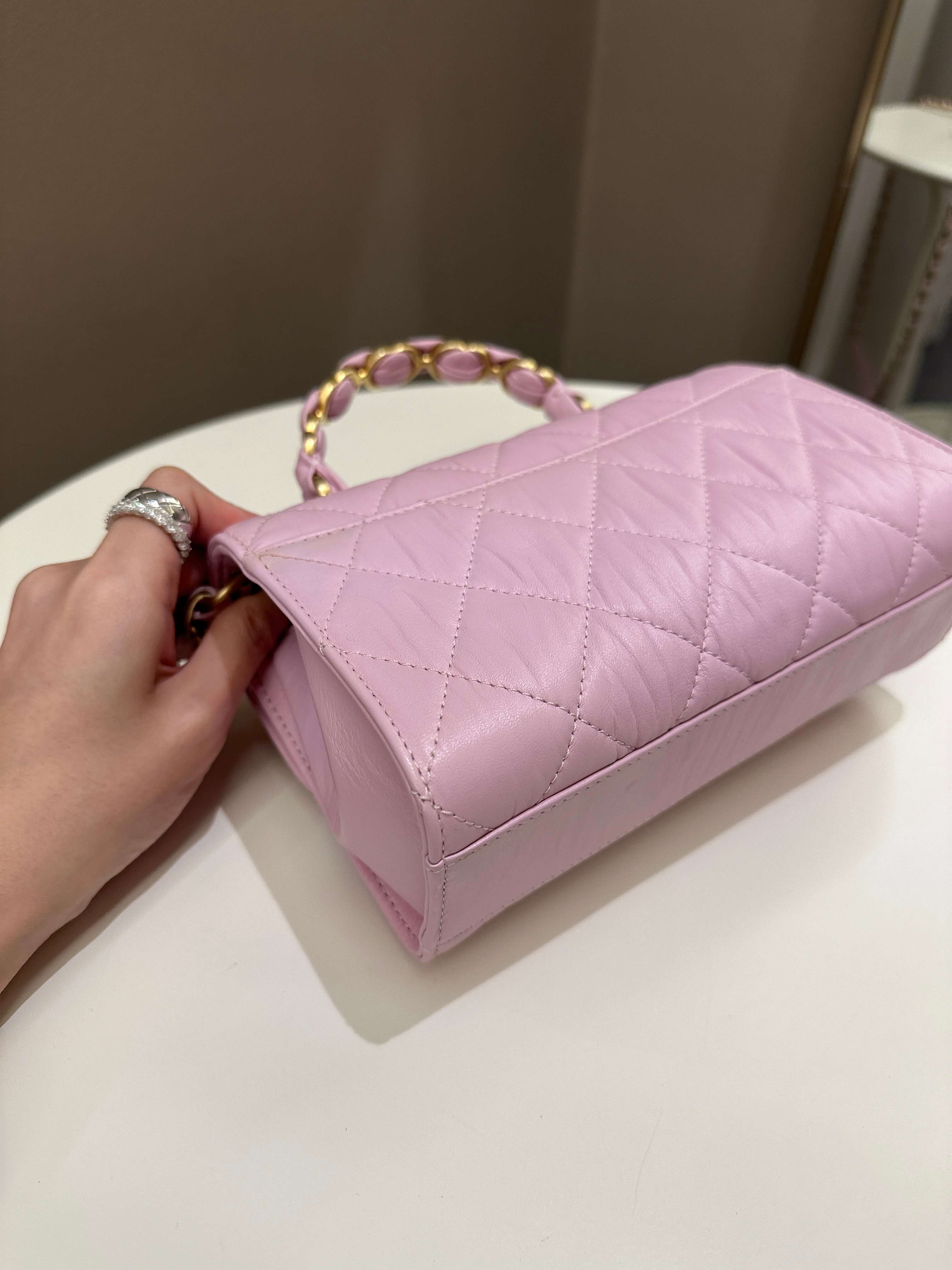Chanel 21S Quilted Cc Wrapped Top Handle Mauve Pink Aged Calfskin