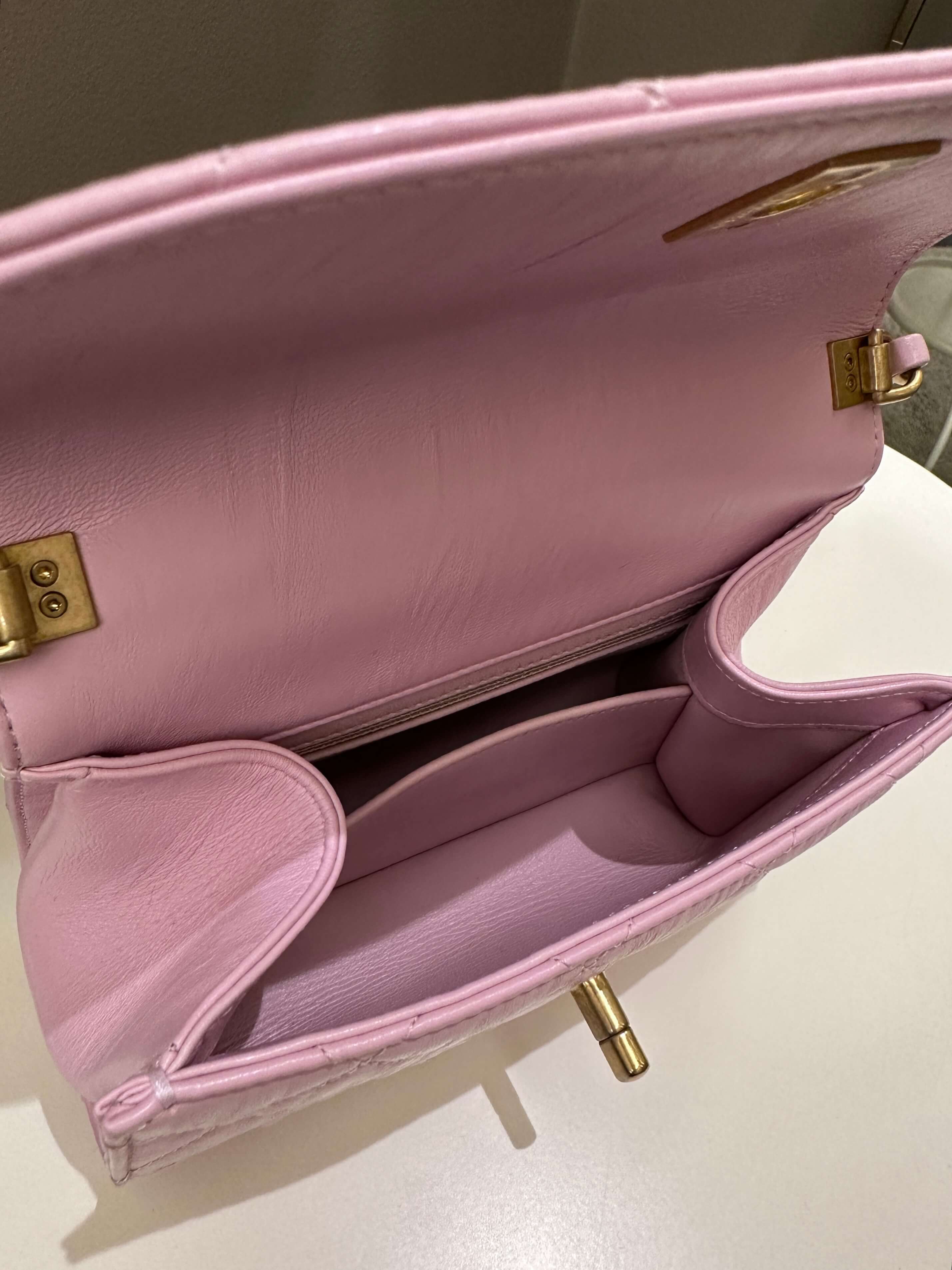 Chanel 21S Quilted Cc Wrapped Top Handle Mauve Pink Aged Calfskin