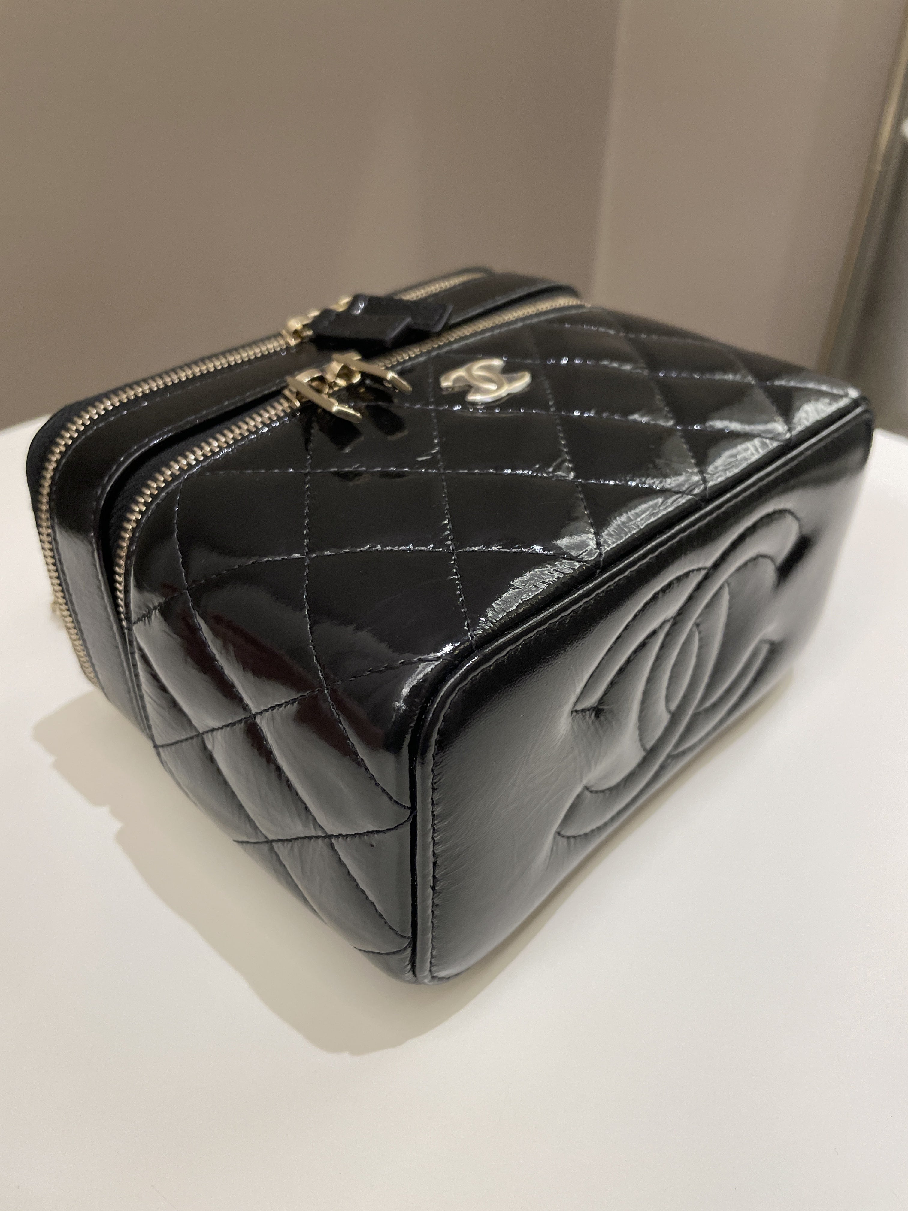 Chanel 22B Top Handle Tall Vanity Black Patent