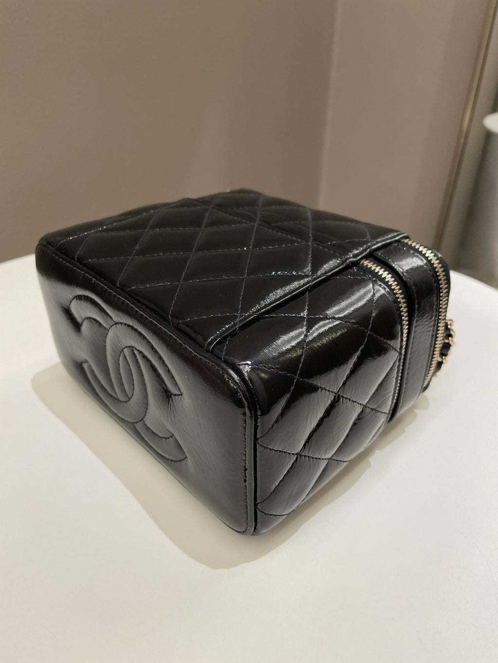 Chanel 22B Top Handle Tall Vanity Black Patent