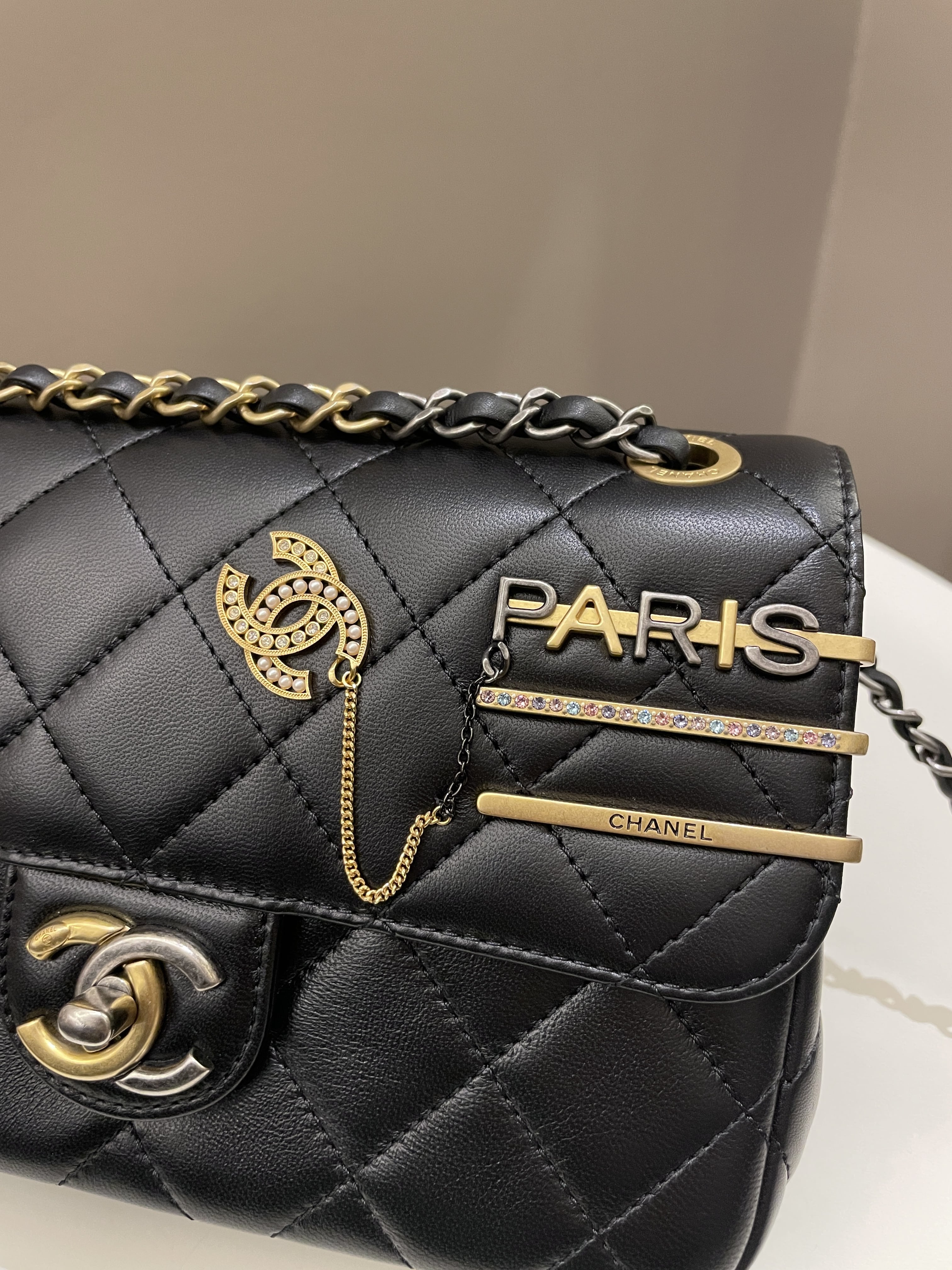 Chanel 22C Coco Pearl Signature Flap Black Lambskin